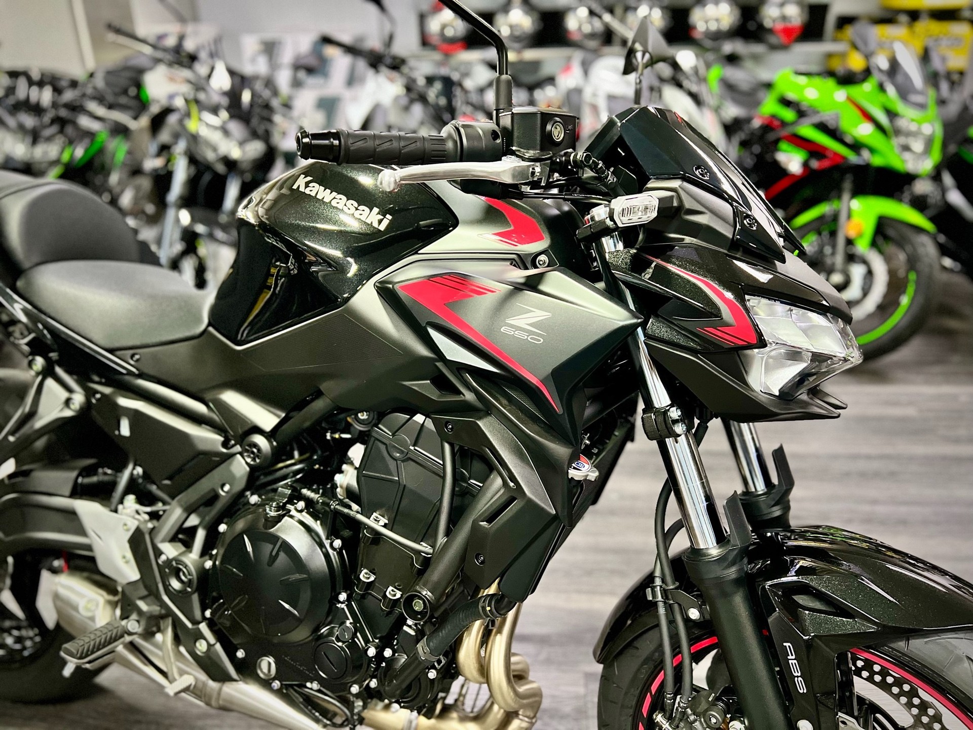KAWASAKI Z 650-image-3