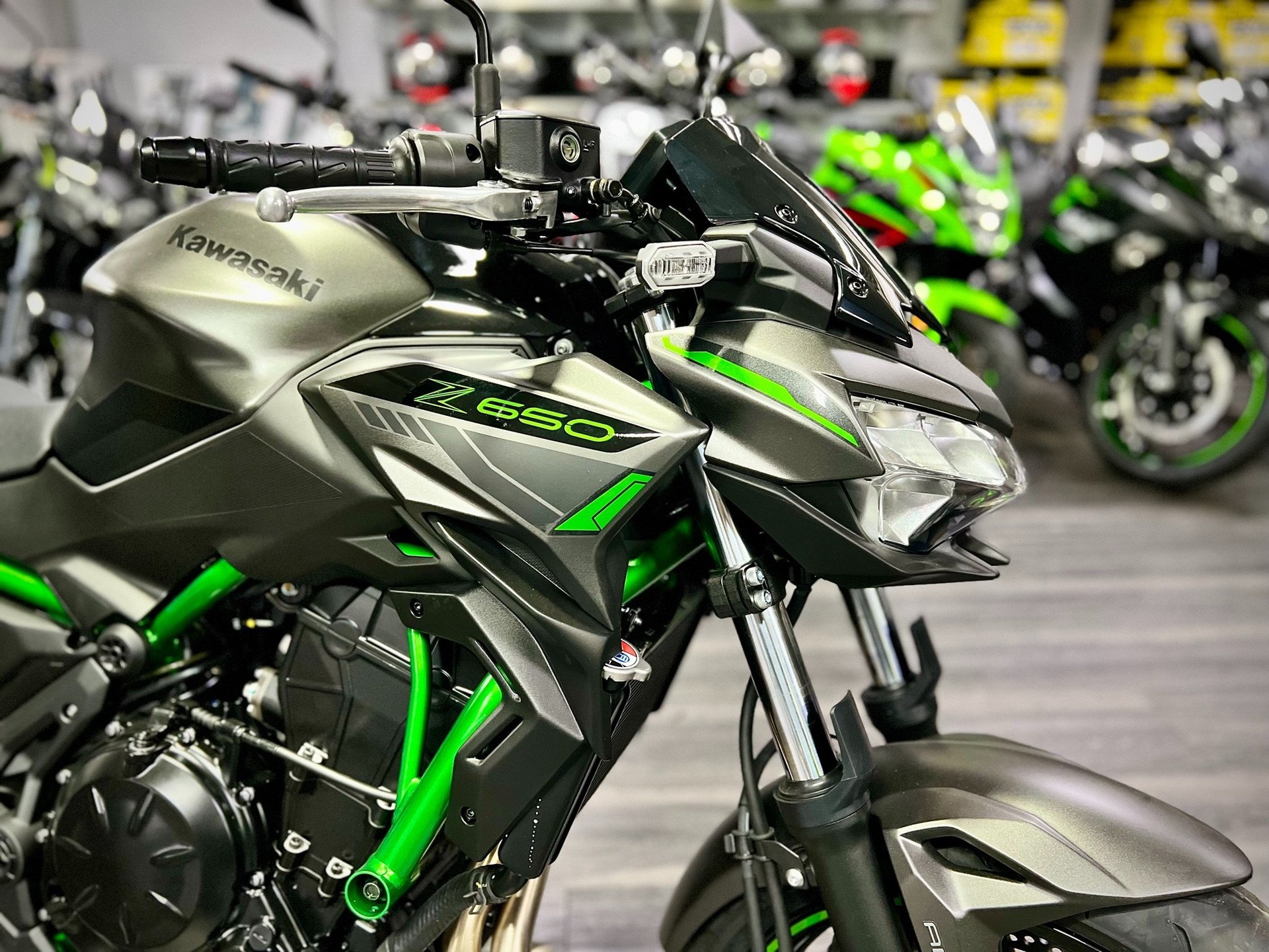 KAWASAKI Z 650-image-4