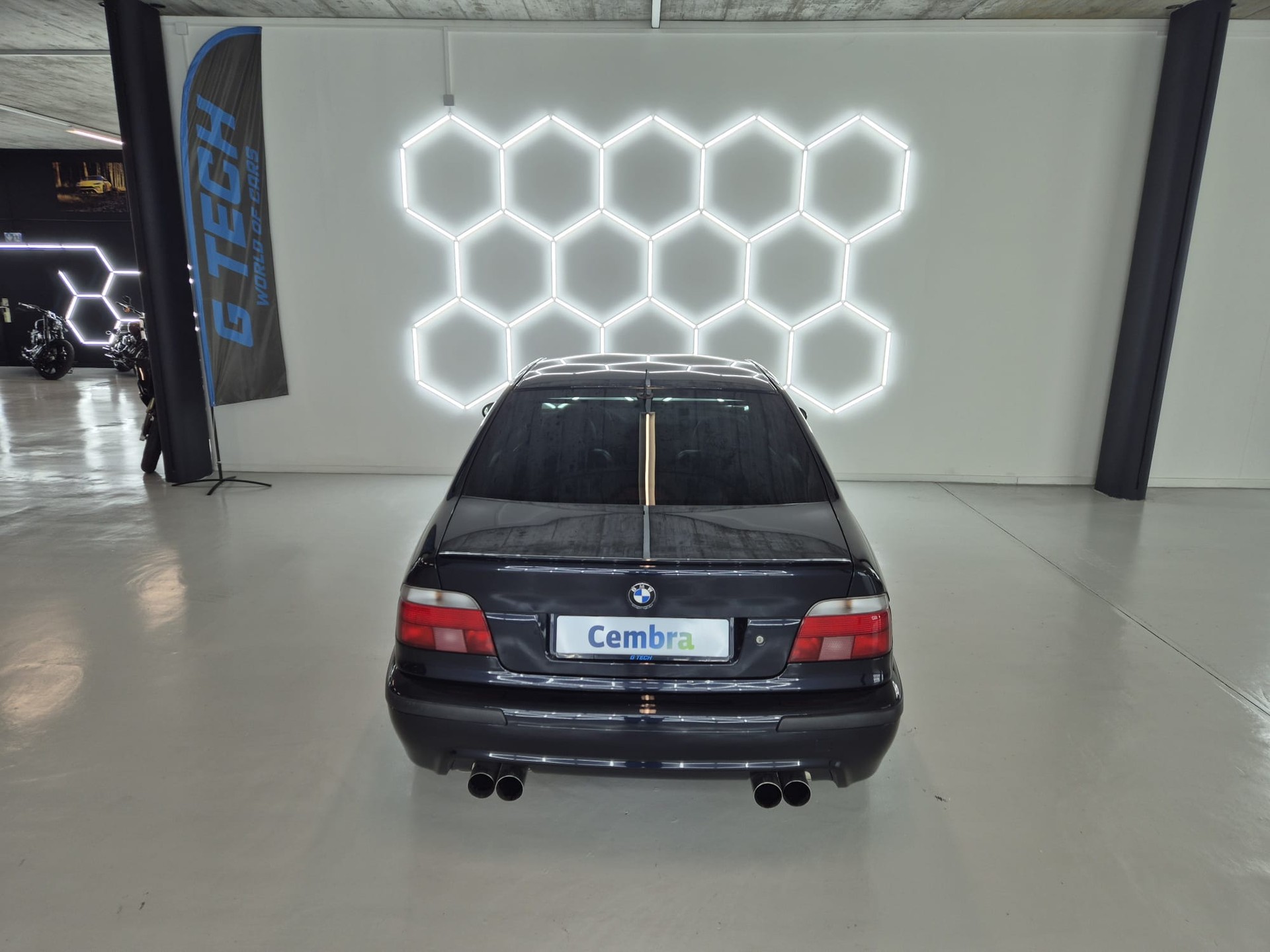 BMW M5 E39 V8-image-8