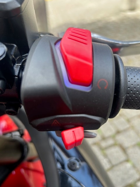 QJ SRK125R-image-5