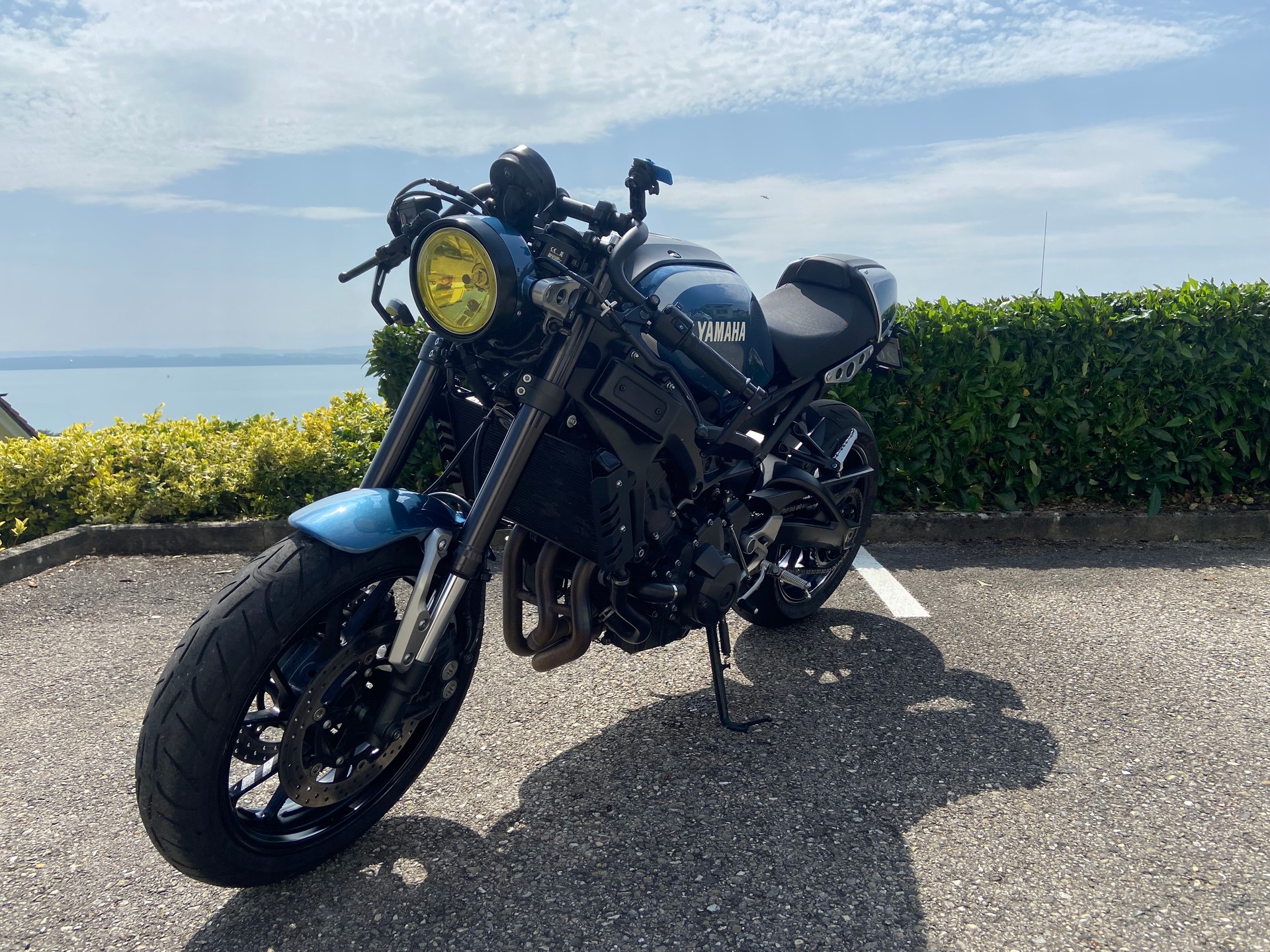 YAMAHA XSR 900-image-7