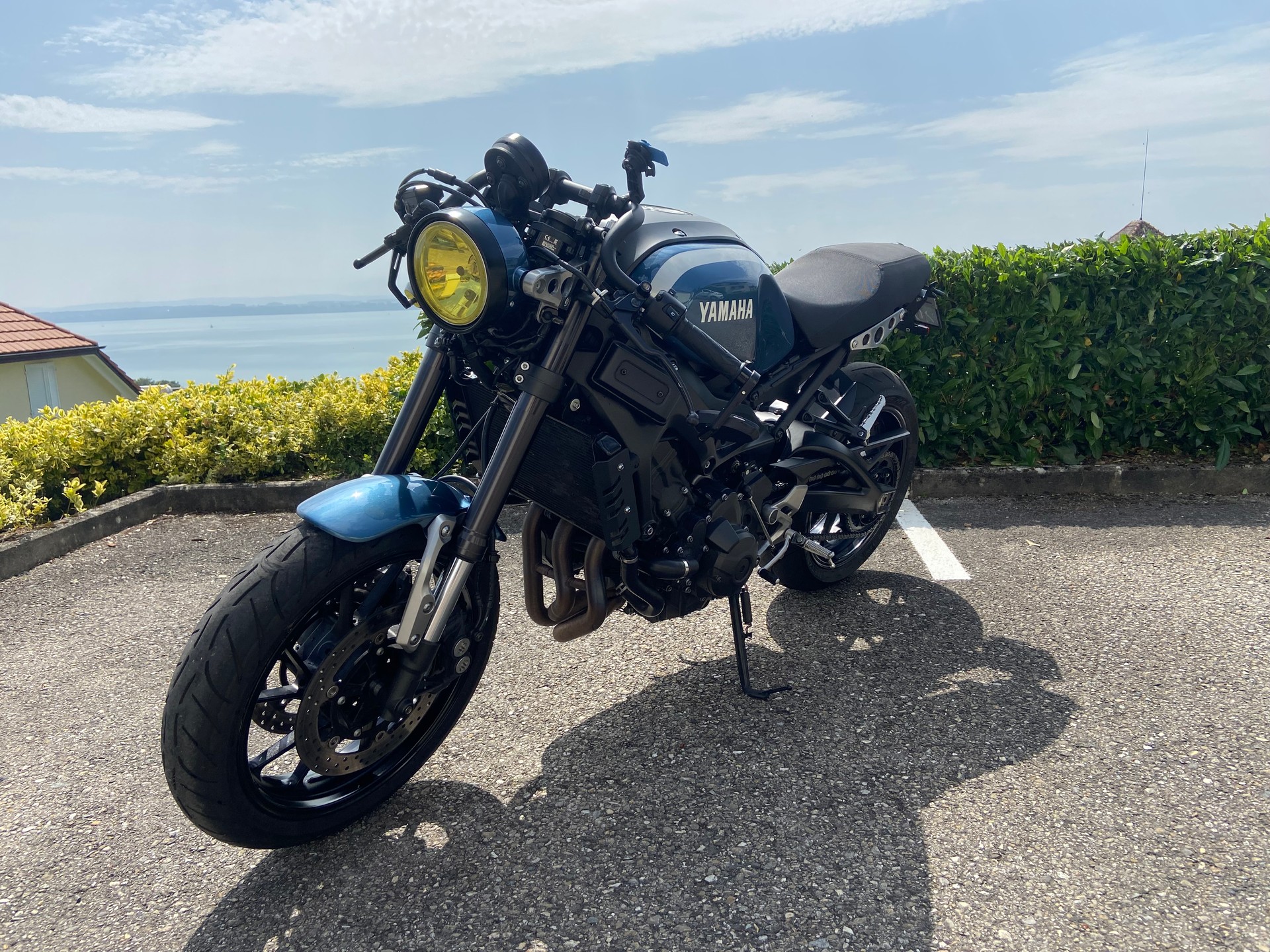 YAMAHA XSR 900-image-3