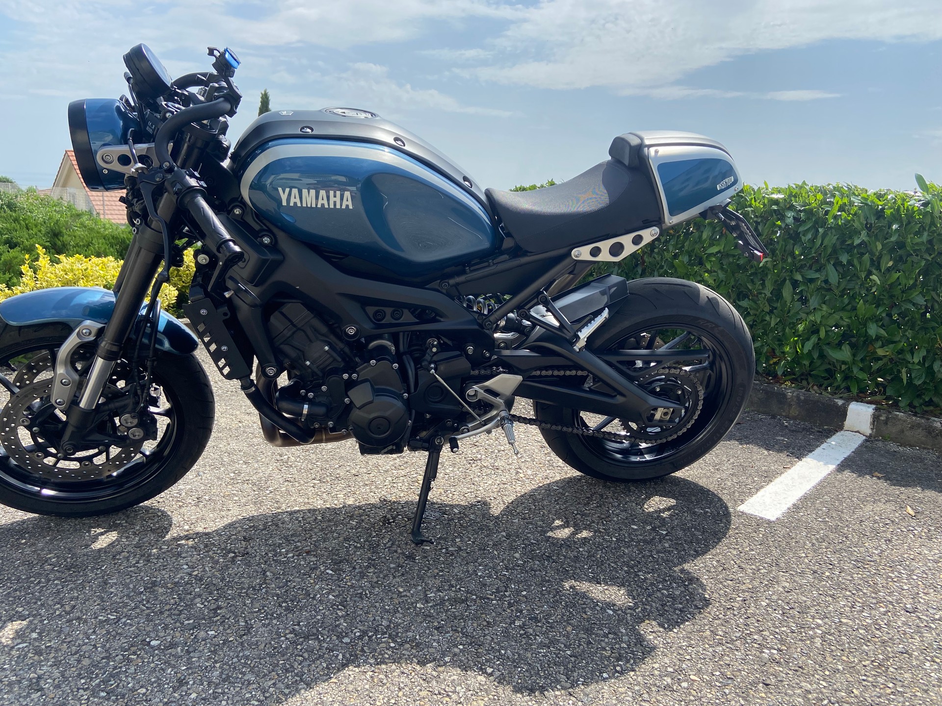 YAMAHA XSR 900-image-8