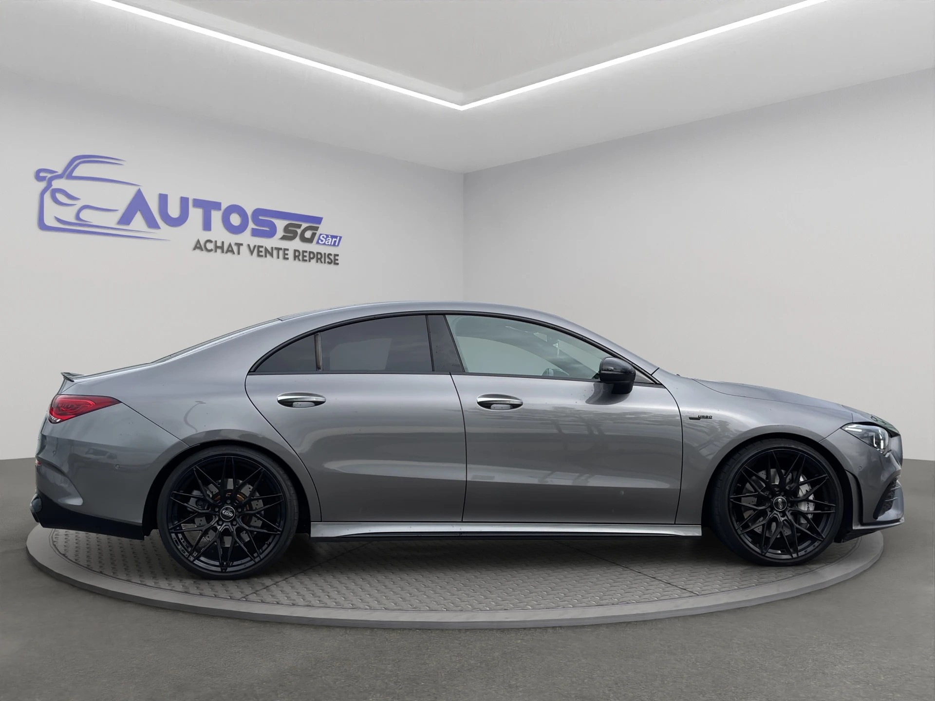 MERCEDES-BENZ CLA 35 AMG 4Matic 7G-DCT-image-4
