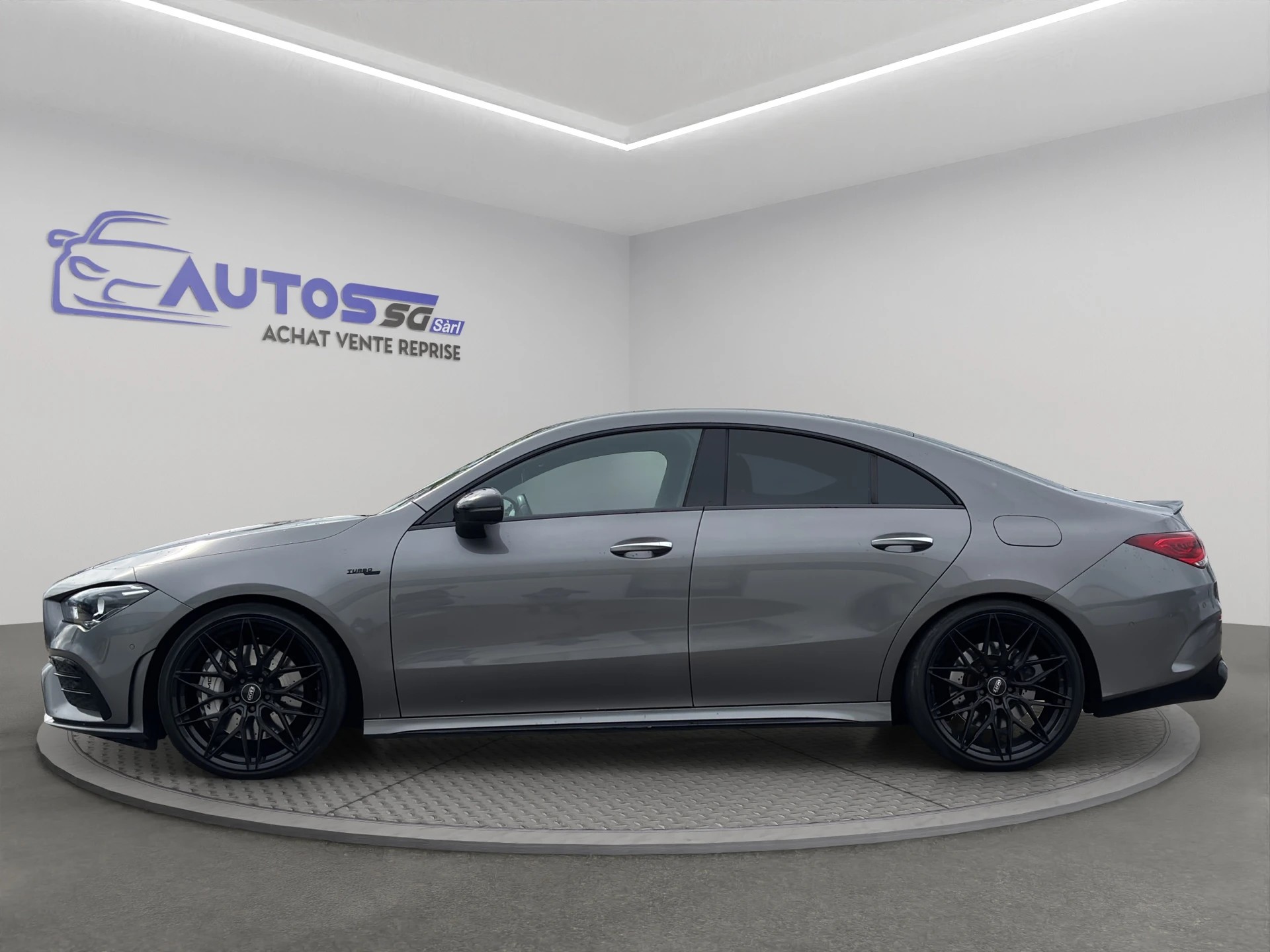 MERCEDES-BENZ CLA 35 AMG 4Matic 7G-DCT-image-5