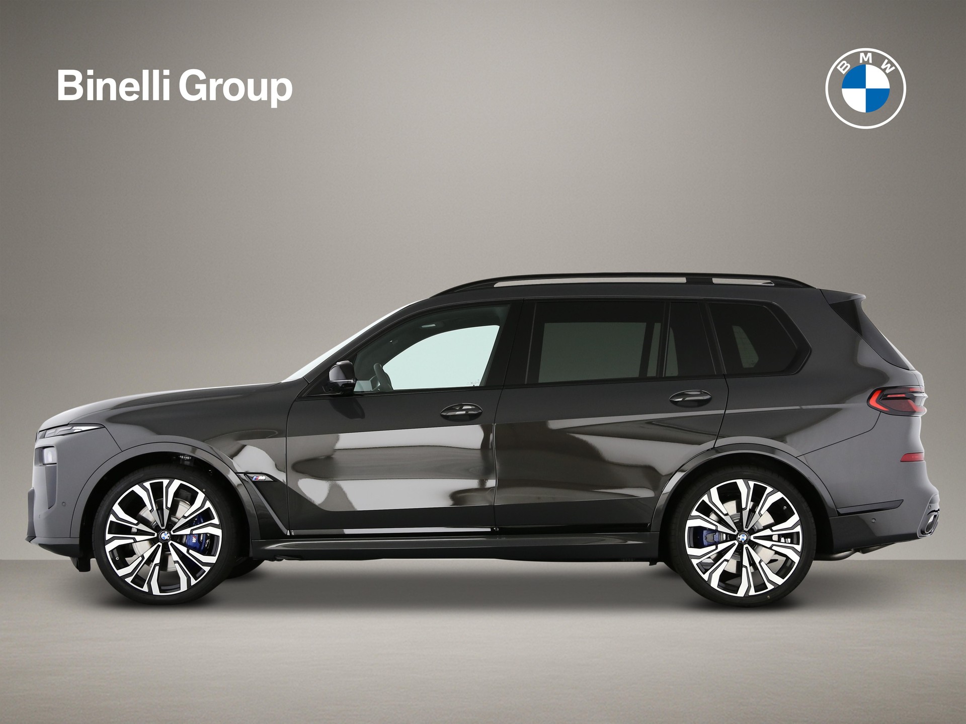 BMW X7 xDrive M60i M Sport Pro-showroom-element-2