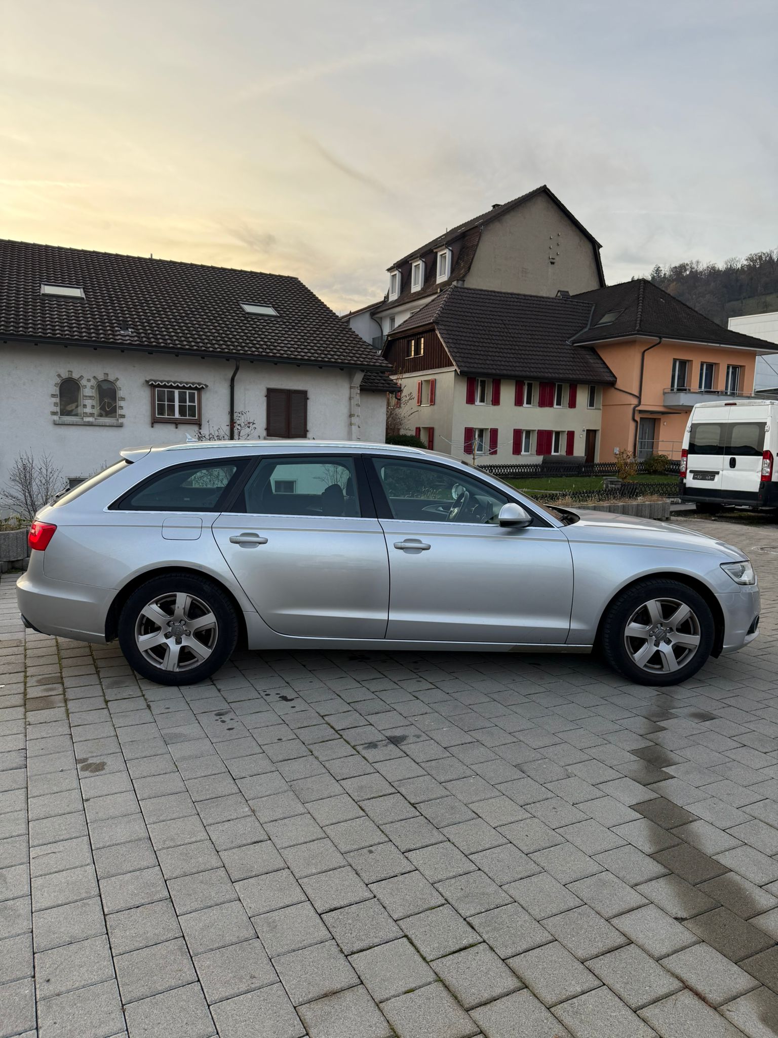 AUDI A6 Avant 3.0 TDI V6 quattro S-tronic-image-7