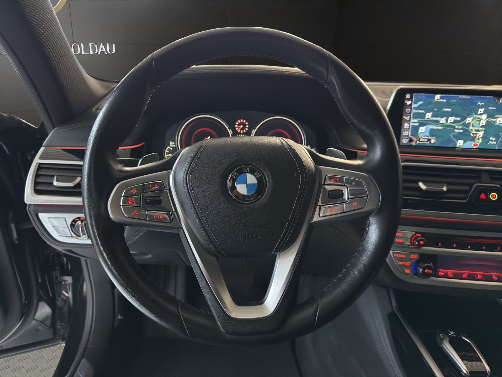 BMW 740d xDrive Steptronic-image-8