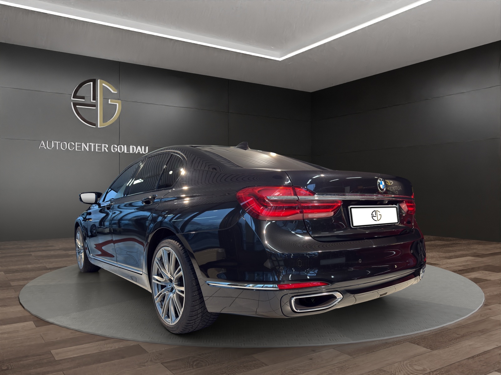 BMW 740d xDrive Steptronic-showroom-element-1