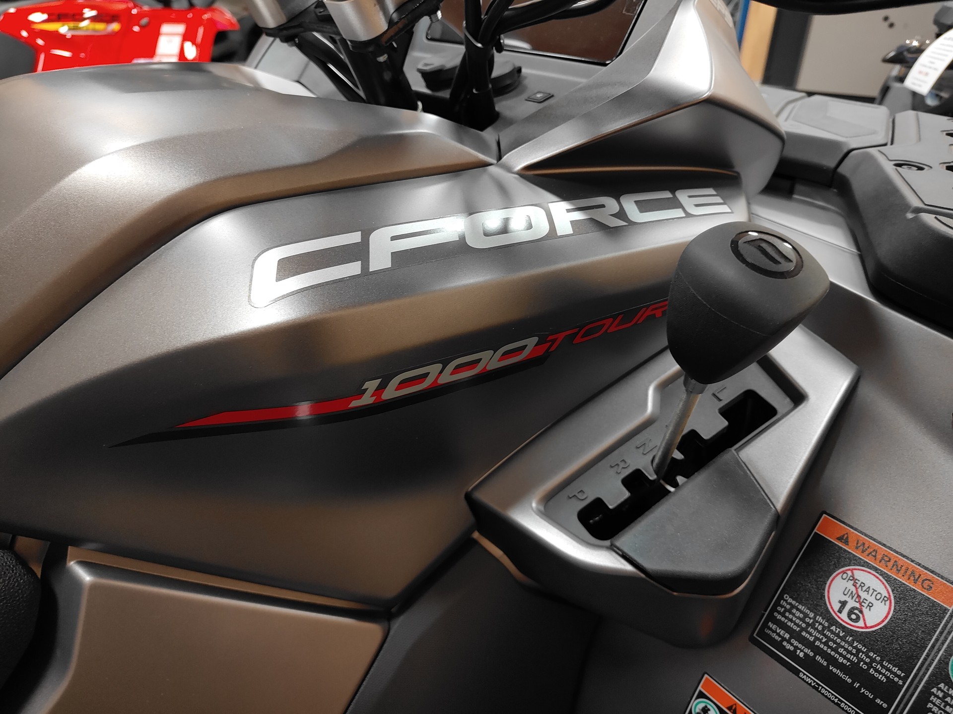 CF MOTO CFORCE 1000 Touring-image-4