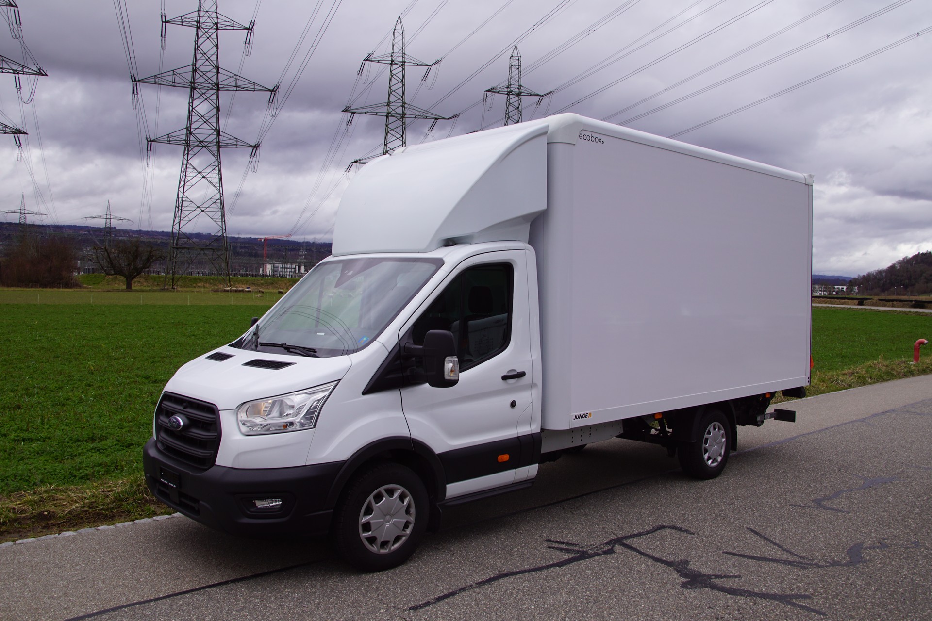 FORD Transit 350 L4 Trend 2.0 TDCi FWD Koffer mit Hebebühne