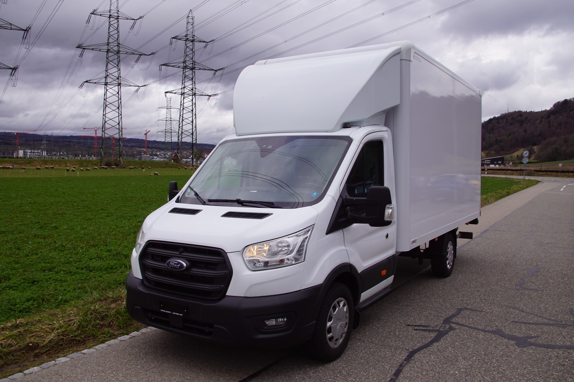 FORD Transit 350 L4 Trend 2.0 TDCi FWD Koffer mit Hebebühne-showroom-element-1