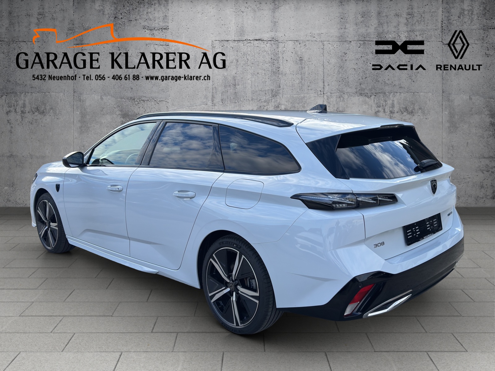 PEUGEOT 308 SW 1.6 PHEV 180 GT-image-9