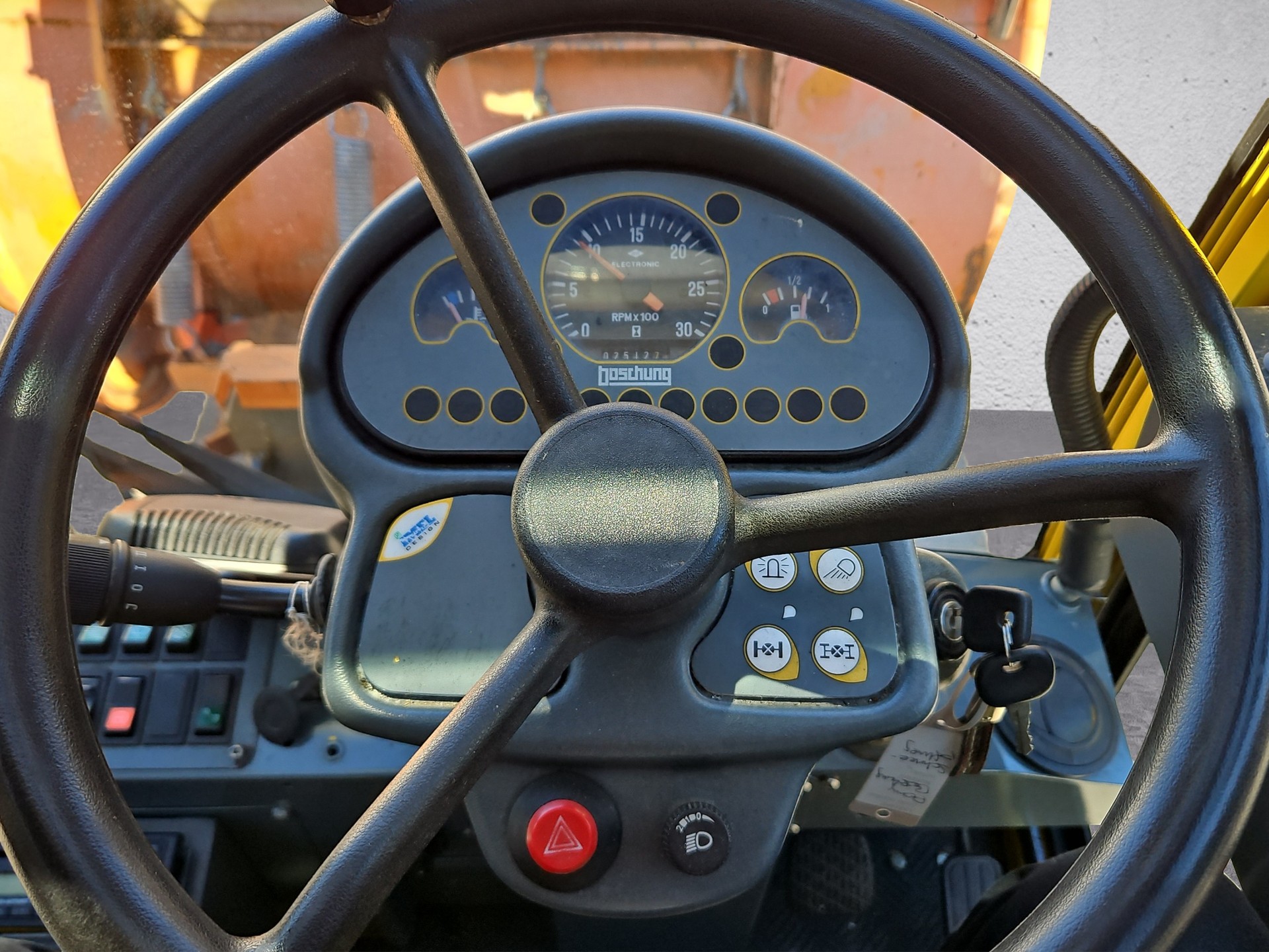 BOSCHUNG Junior25 4x4-image-11