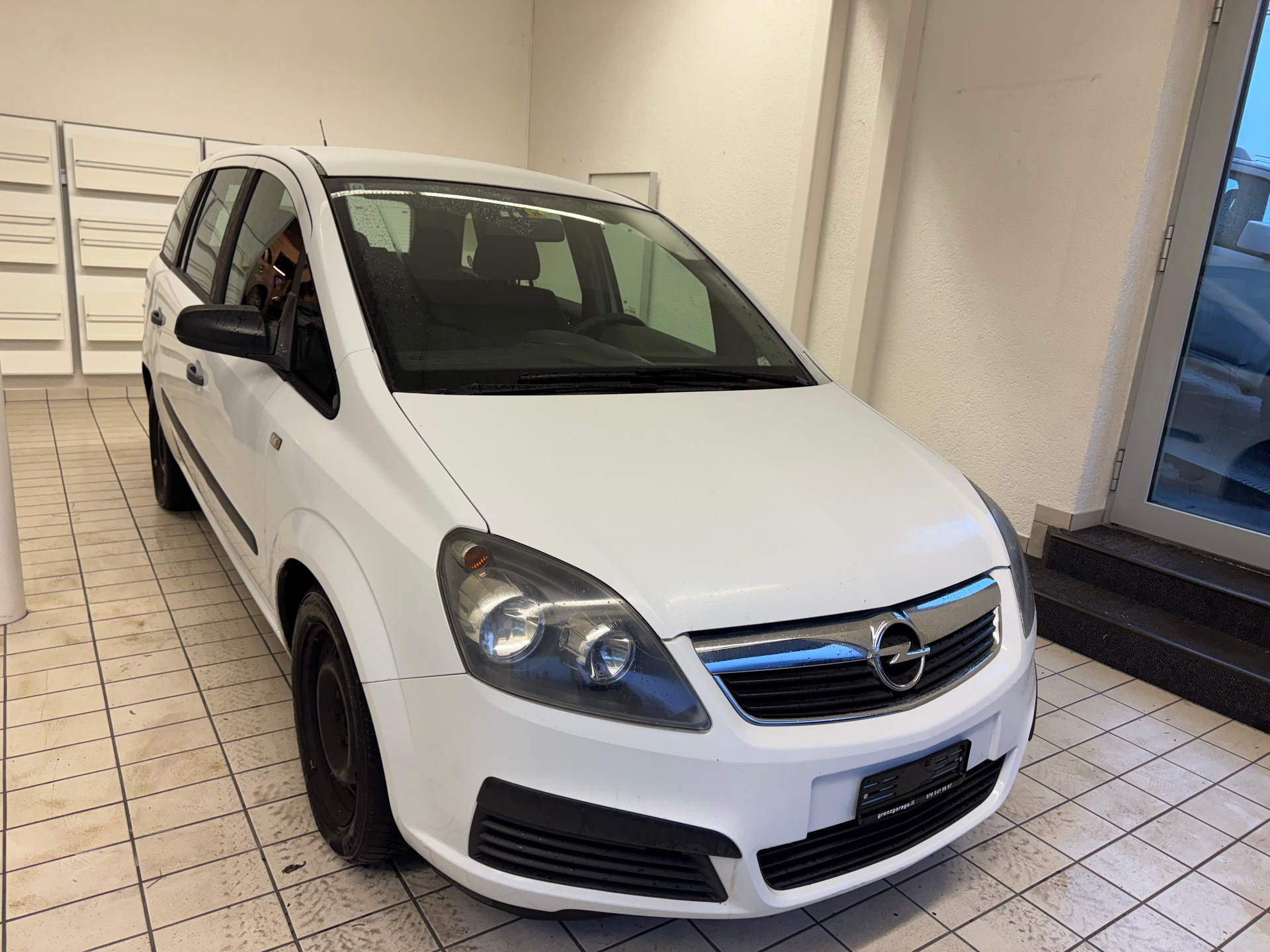 OPEL Zafira 1.9 CDTI Enjoy-image-1
