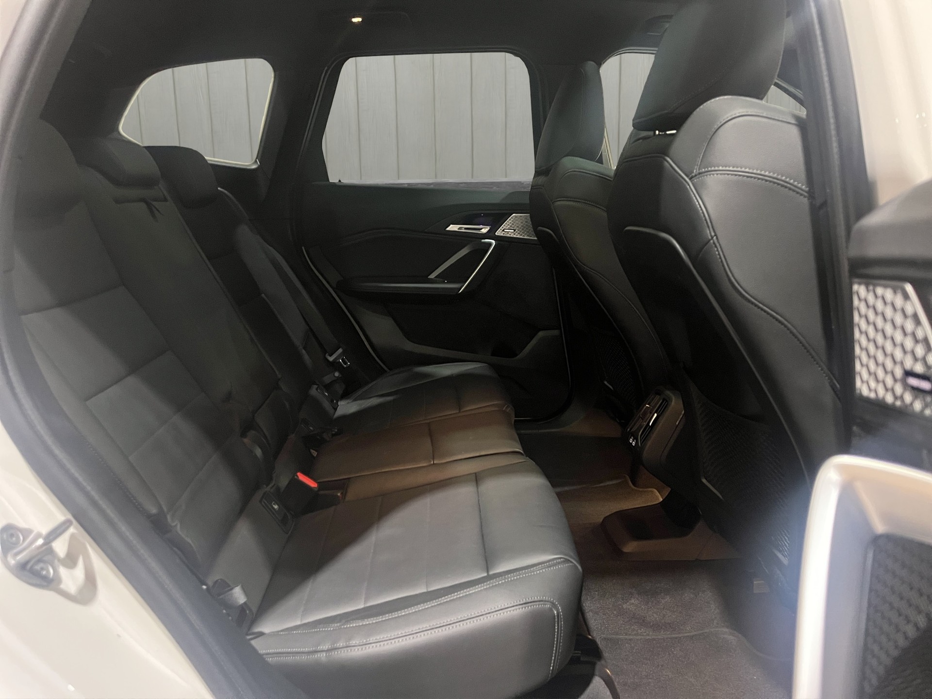 BMW X1 xDrive 23d 48V M Sport-image-17
