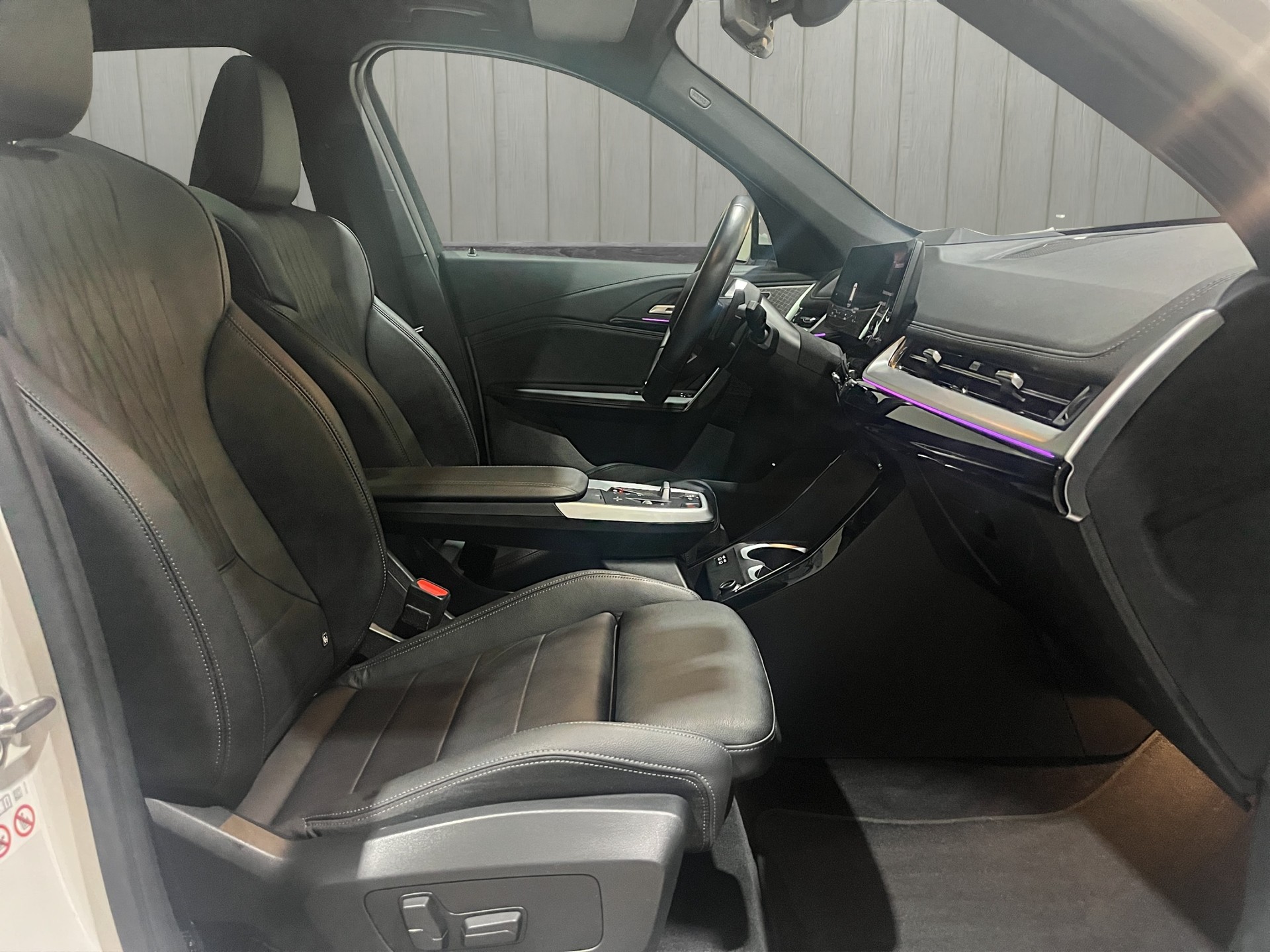 BMW X1 xDrive 23d 48V M Sport-image-15