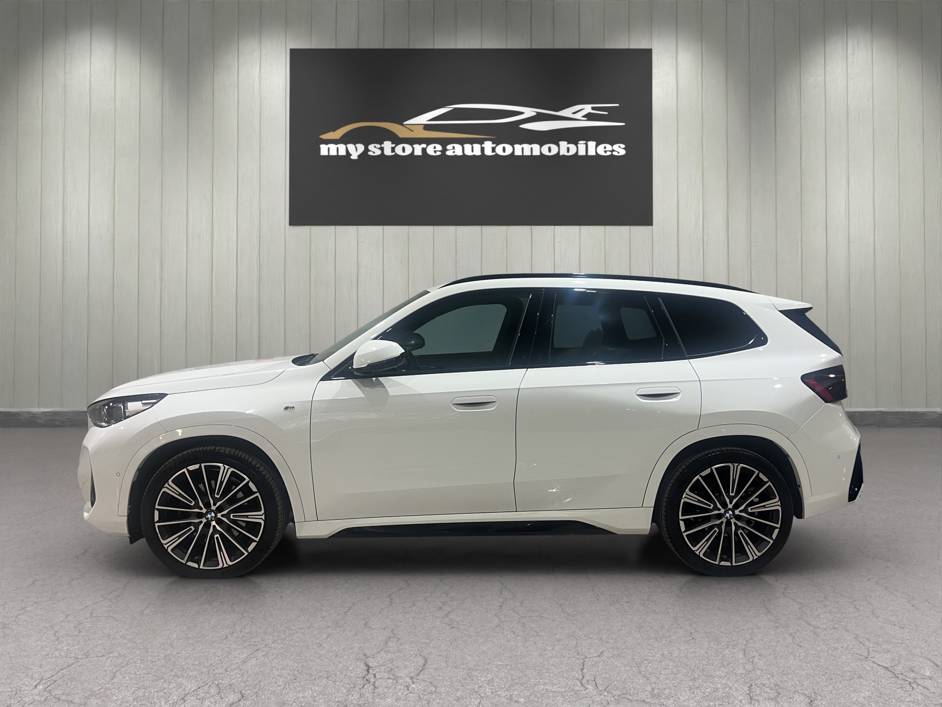 BMW X1 xDrive 23d 48V M Sport-image-4