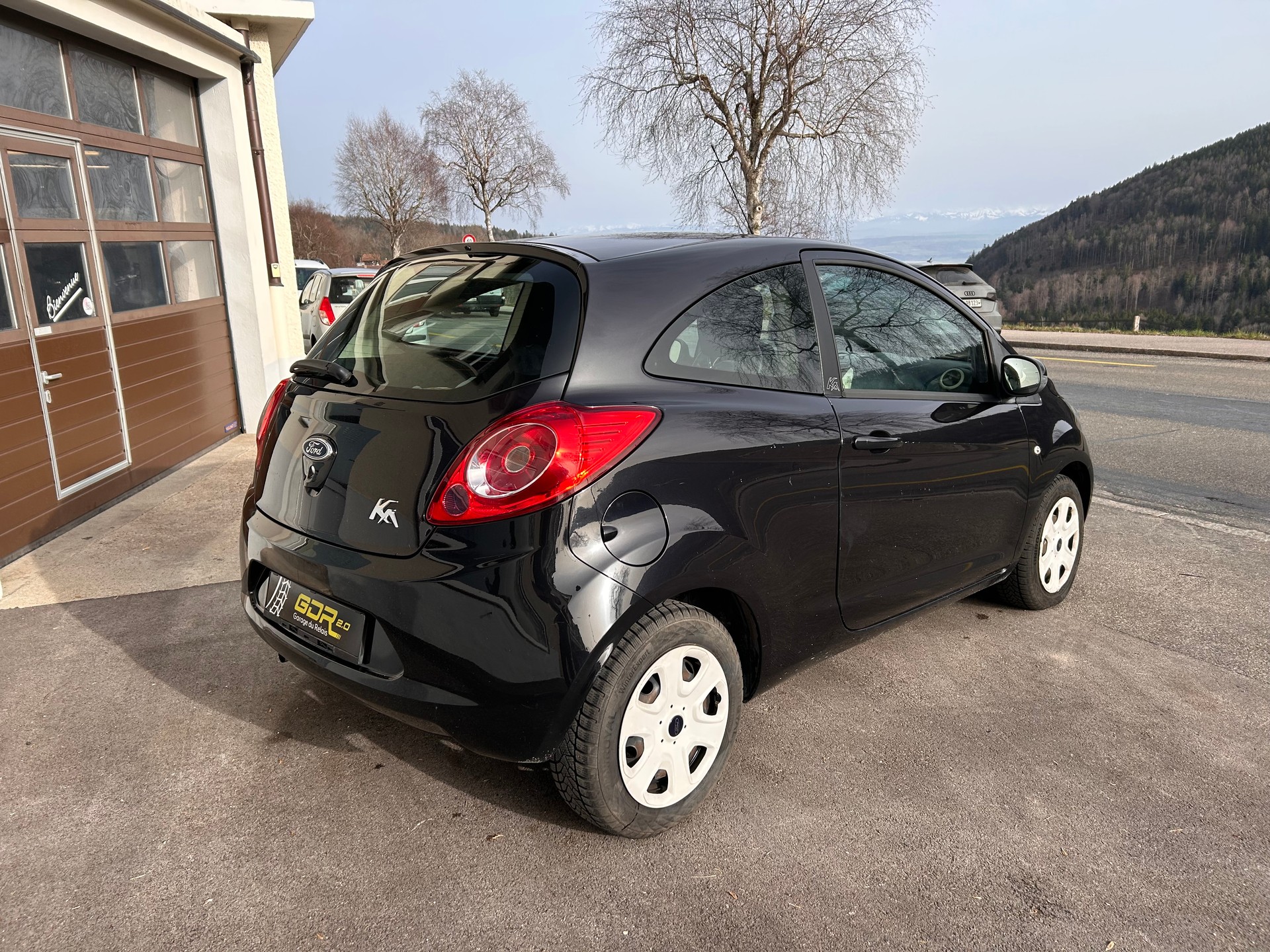 FORD KA 1.25 Trend-showroom-element-2