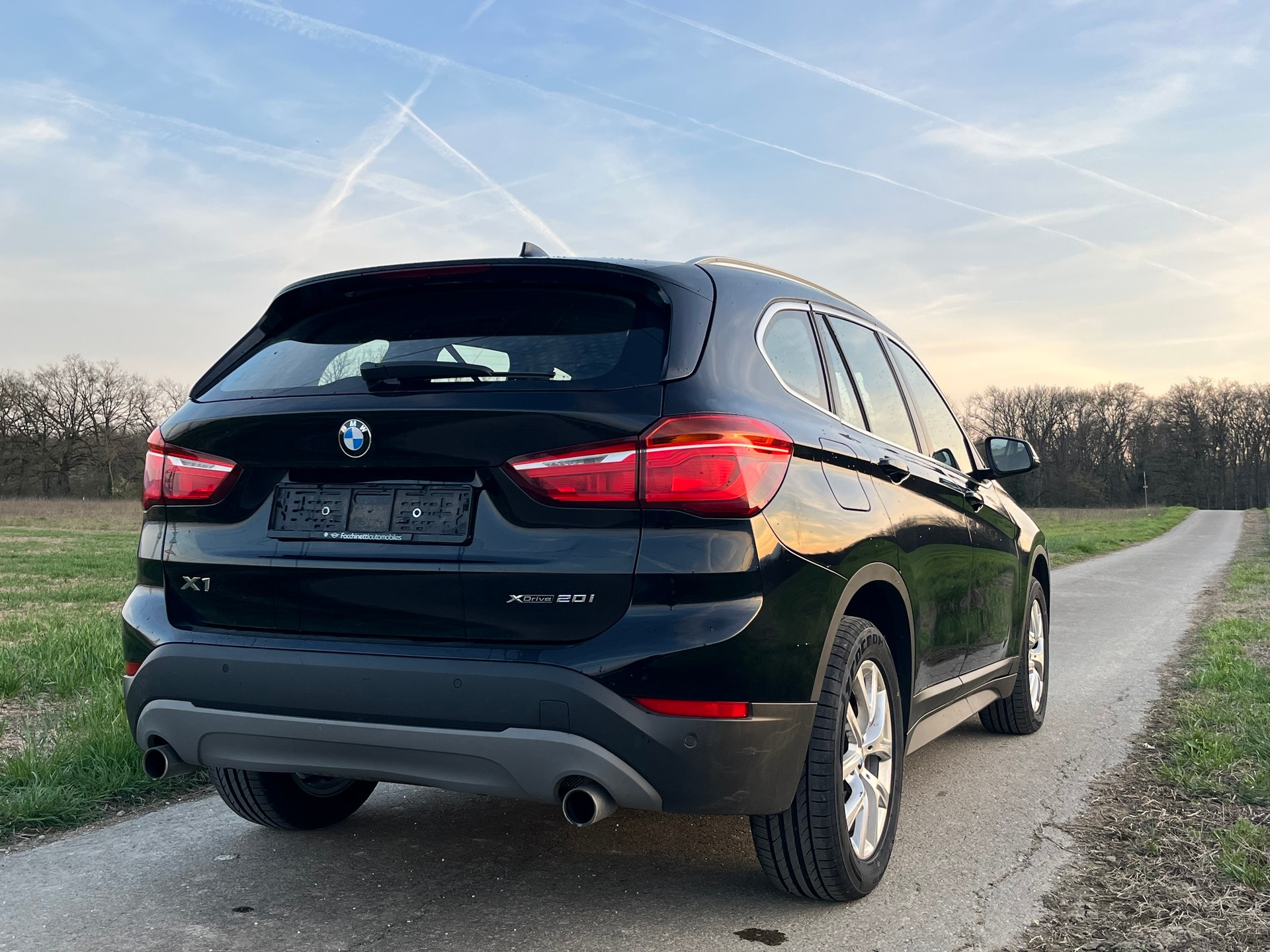 BMW X1 xDrive 20i Steptronic-image-8