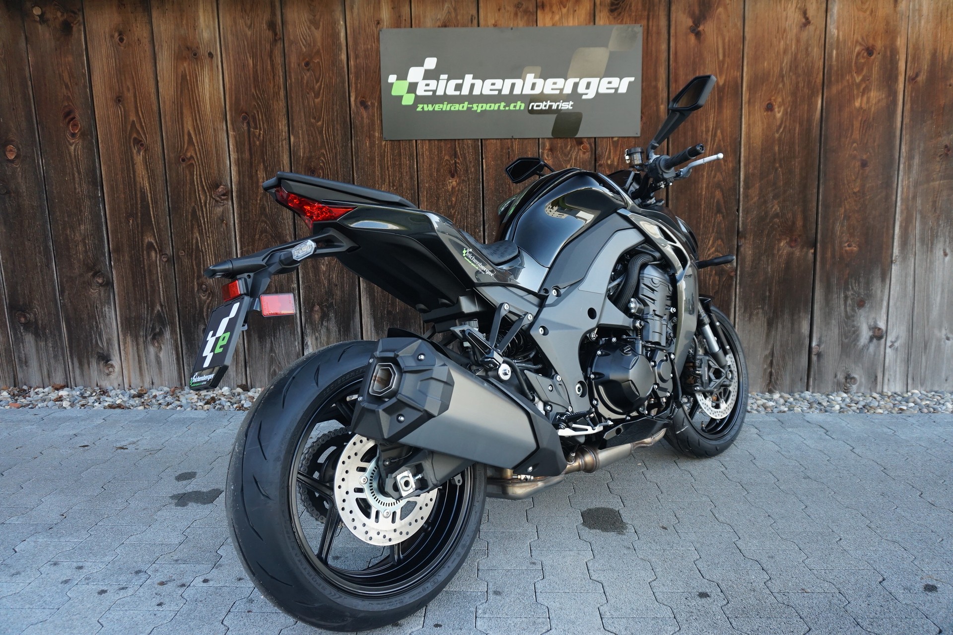 KAWASAKI Z 1100 ABS MY16-image-3