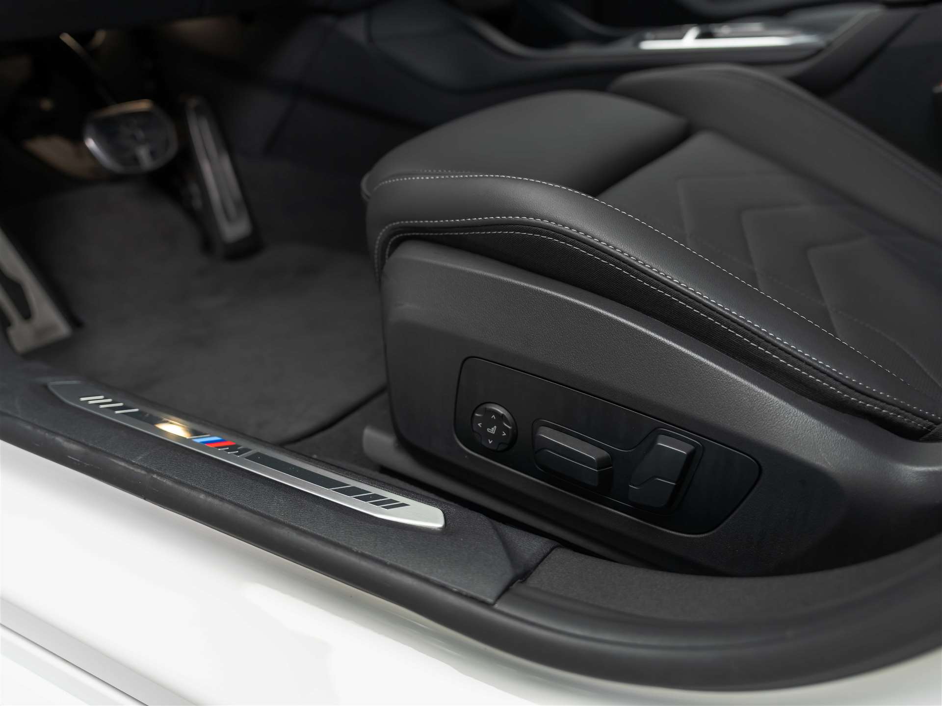 BMW M235 xDrive Gran Coupé M Sport Pro *Neues Model*Werksgarantie*19" Felgen*-image-28