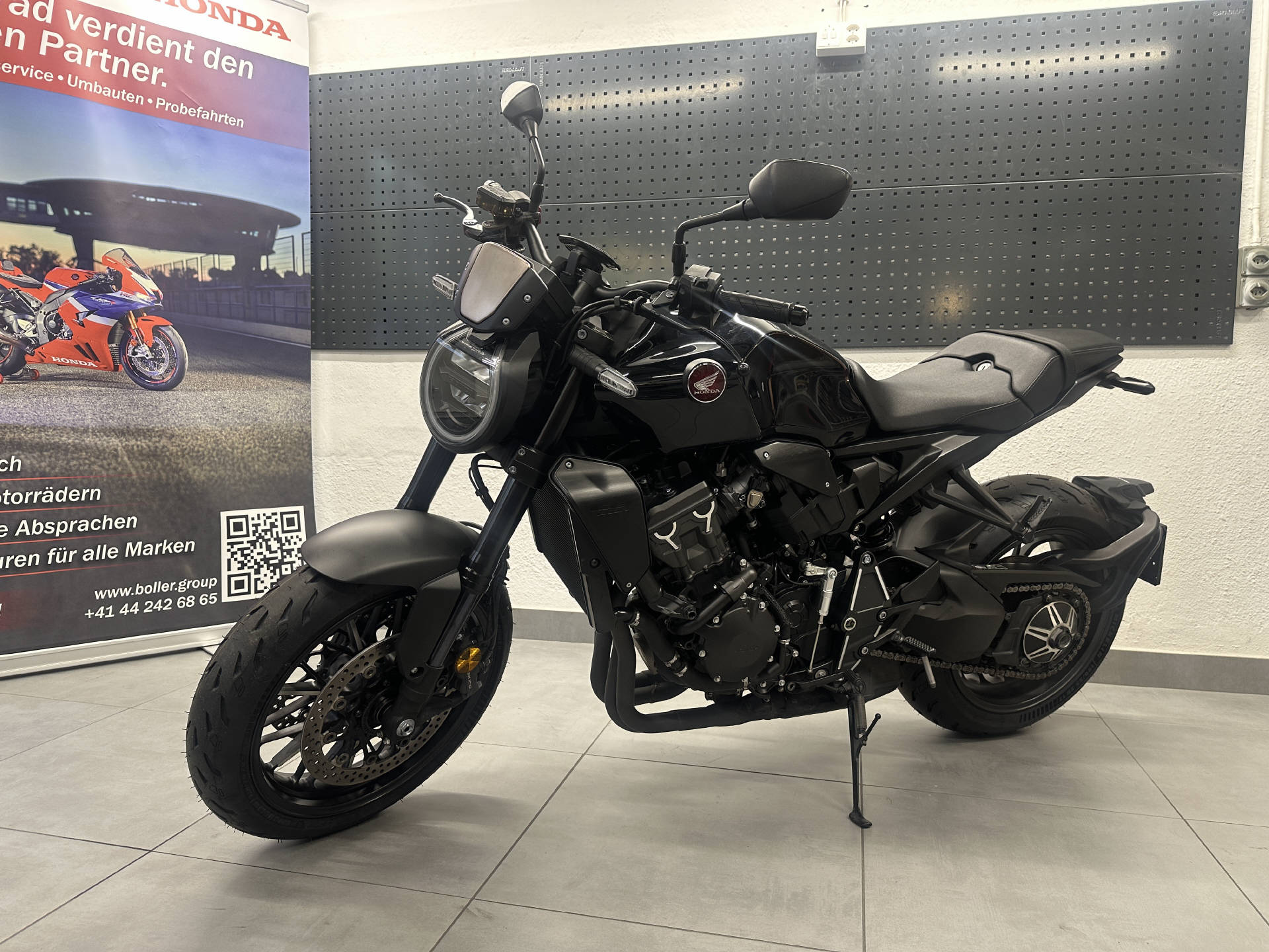 HONDA CB 1000 R Black Edition | Occasion | 10’900 km | ABS | Top Zustand-image-9