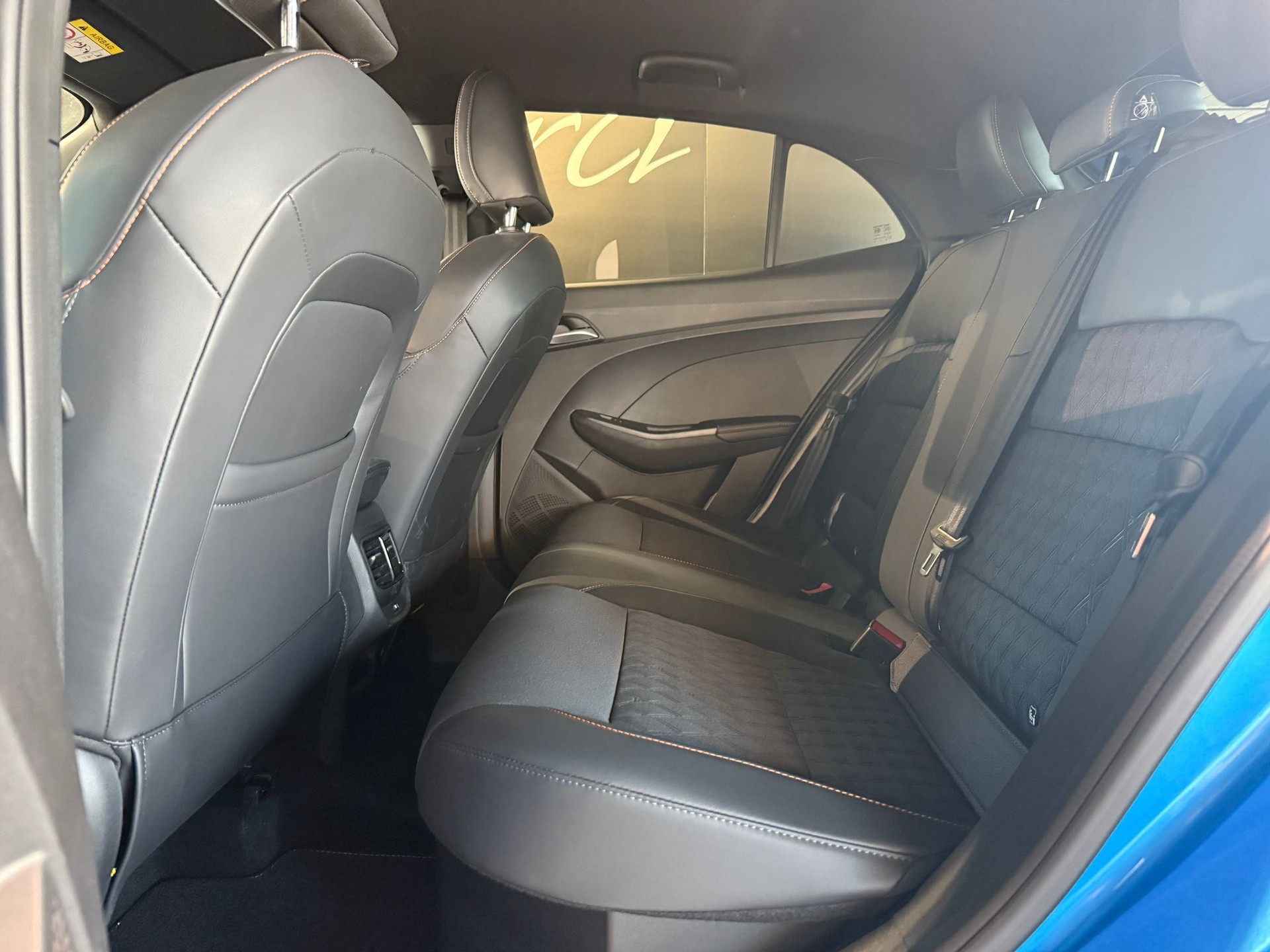 MG 3 1.5 Hybrid Luxury Aut.-image-5