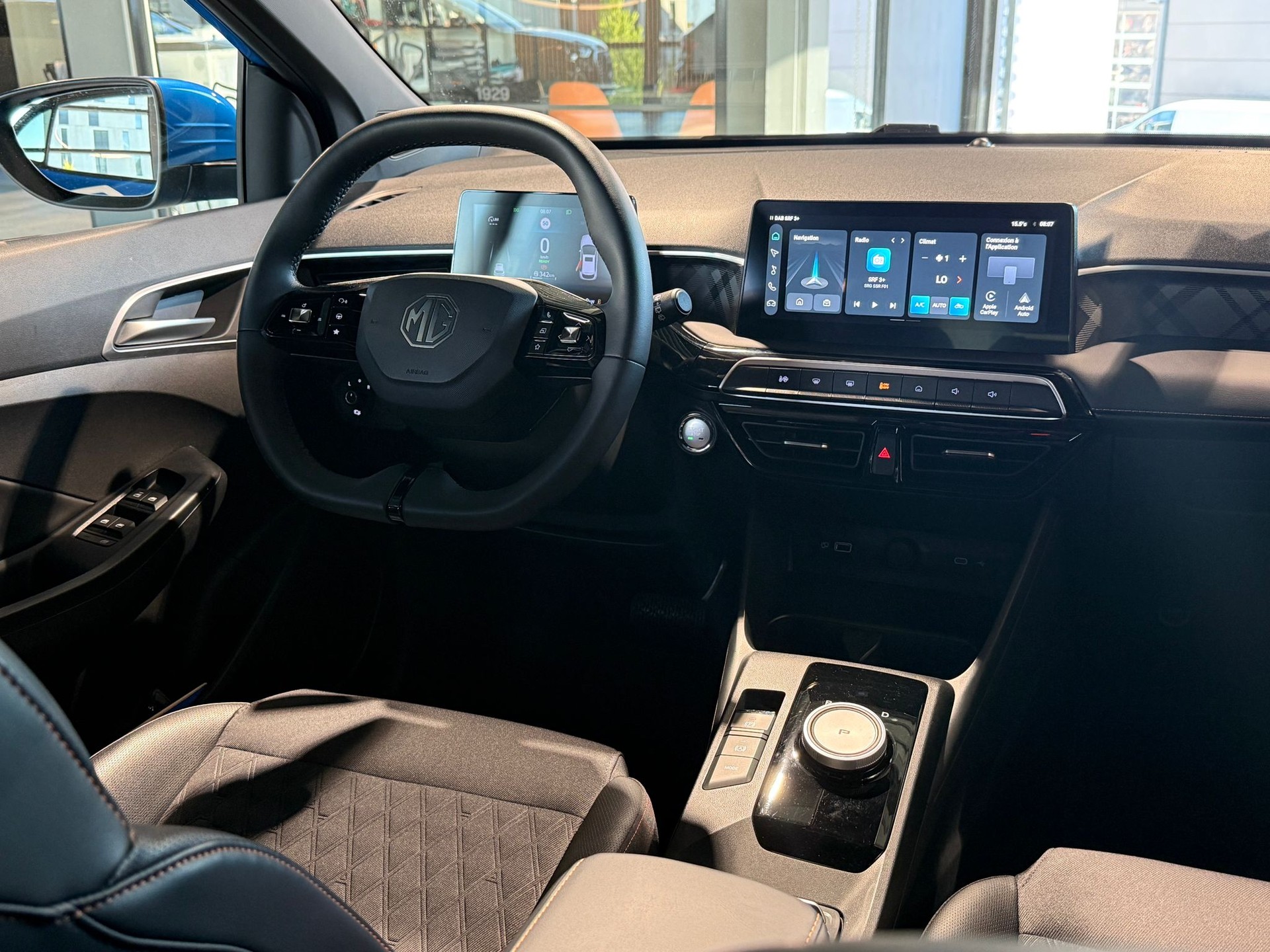 MG 3 1.5 Hybrid Luxury Aut.-image-9