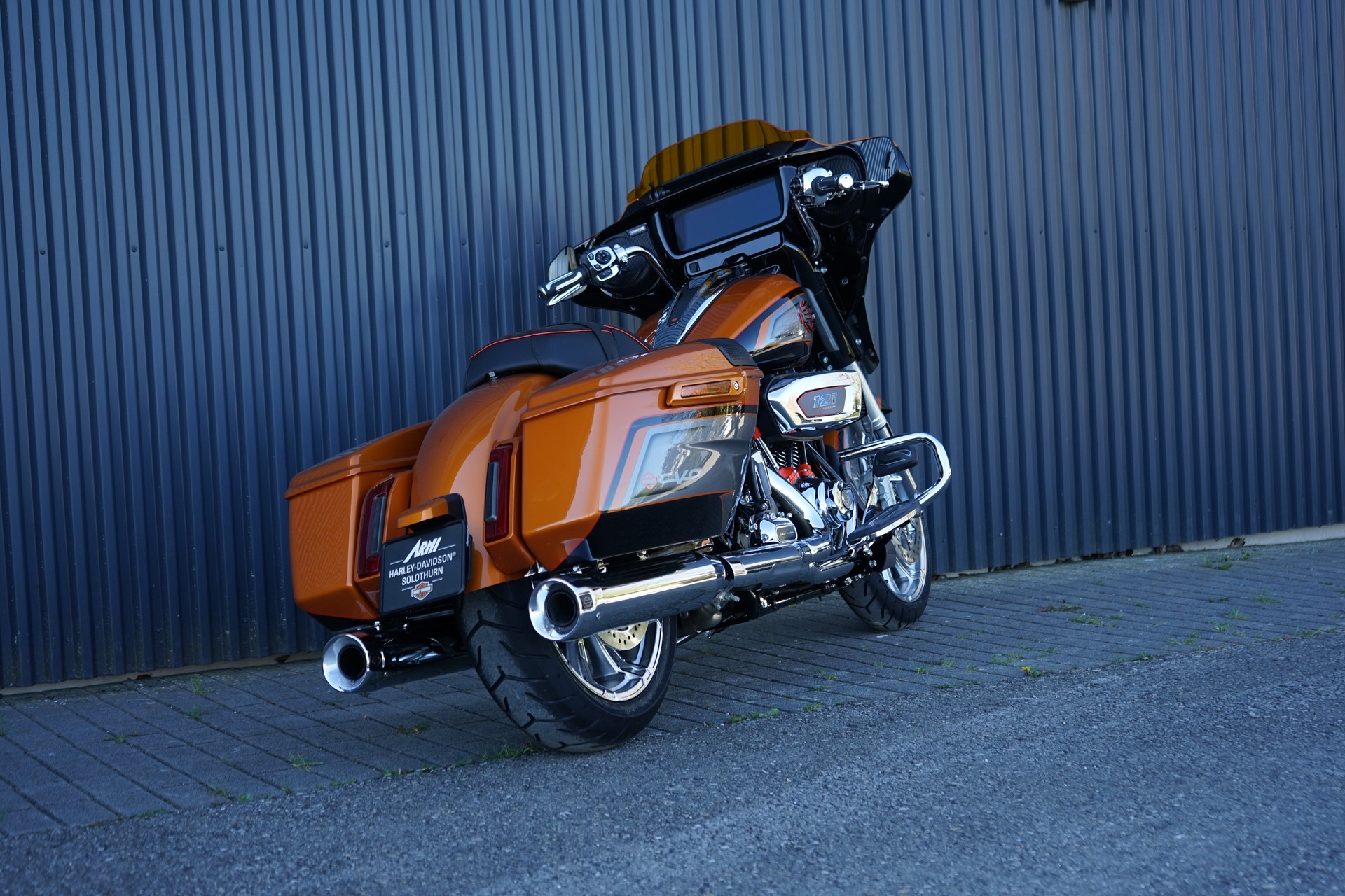 HARLEY-DAVIDSON FLHXSE Street Glide CVO 121-showroom-element-3