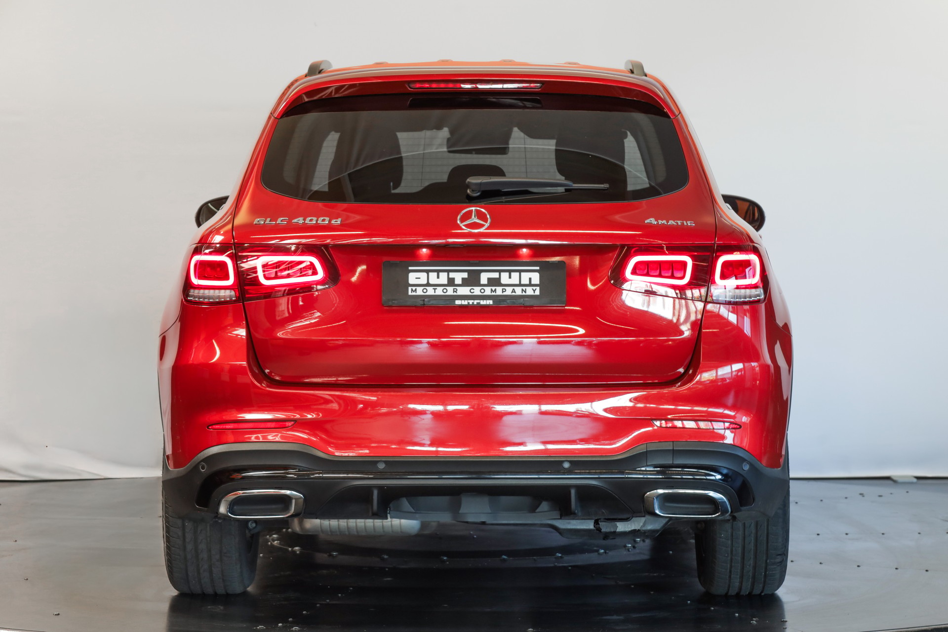 MERCEDES-BENZ GLC 400 d 4Matic AMG Line 9G-Tronic-showroom-element-2