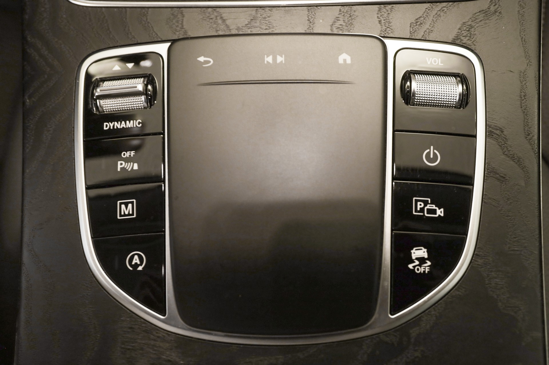 MERCEDES-BENZ GLC 400 d 4Matic AMG Line 9G-Tronic-image-16