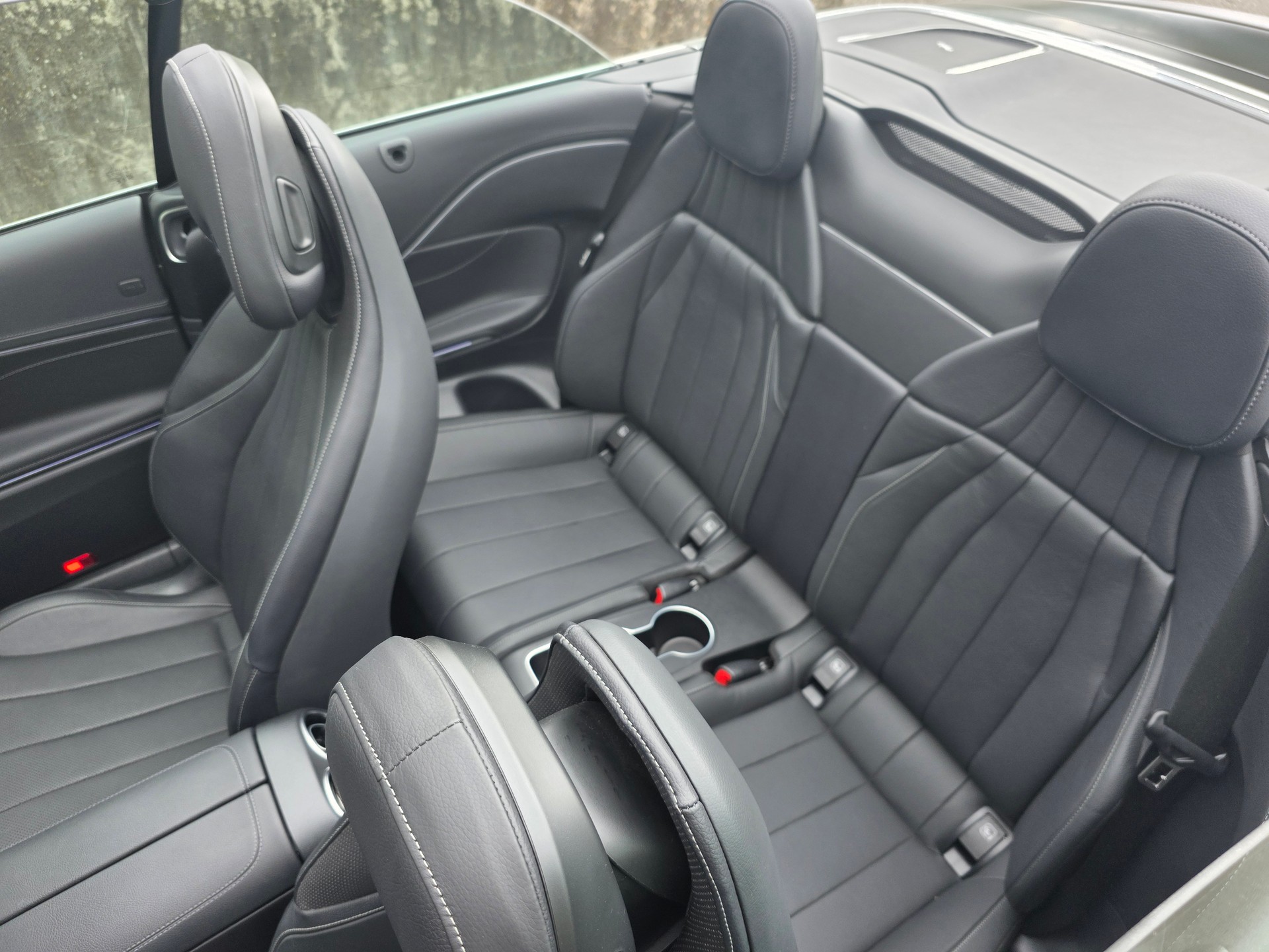 MERCEDES-BENZ CLE 300 AMG Line 4matic-image-8