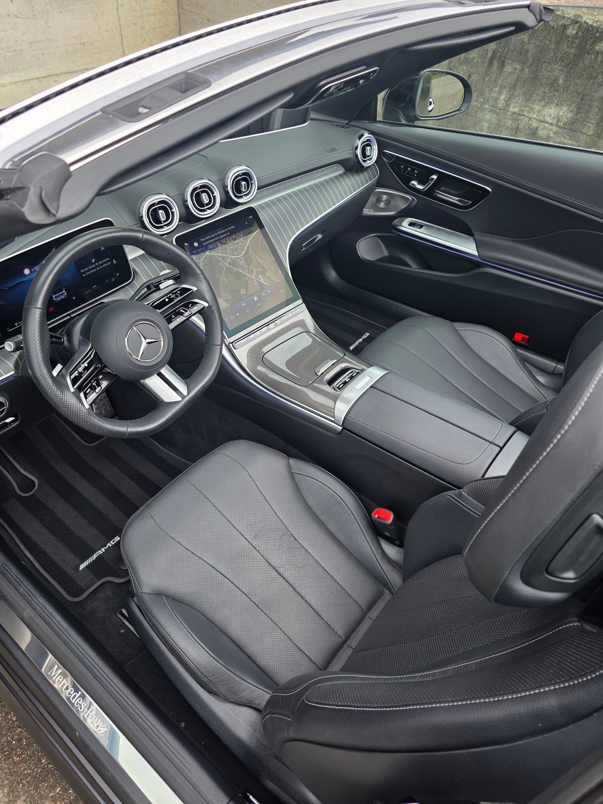 MERCEDES-BENZ CLE 300 AMG Line 4matic-image-4