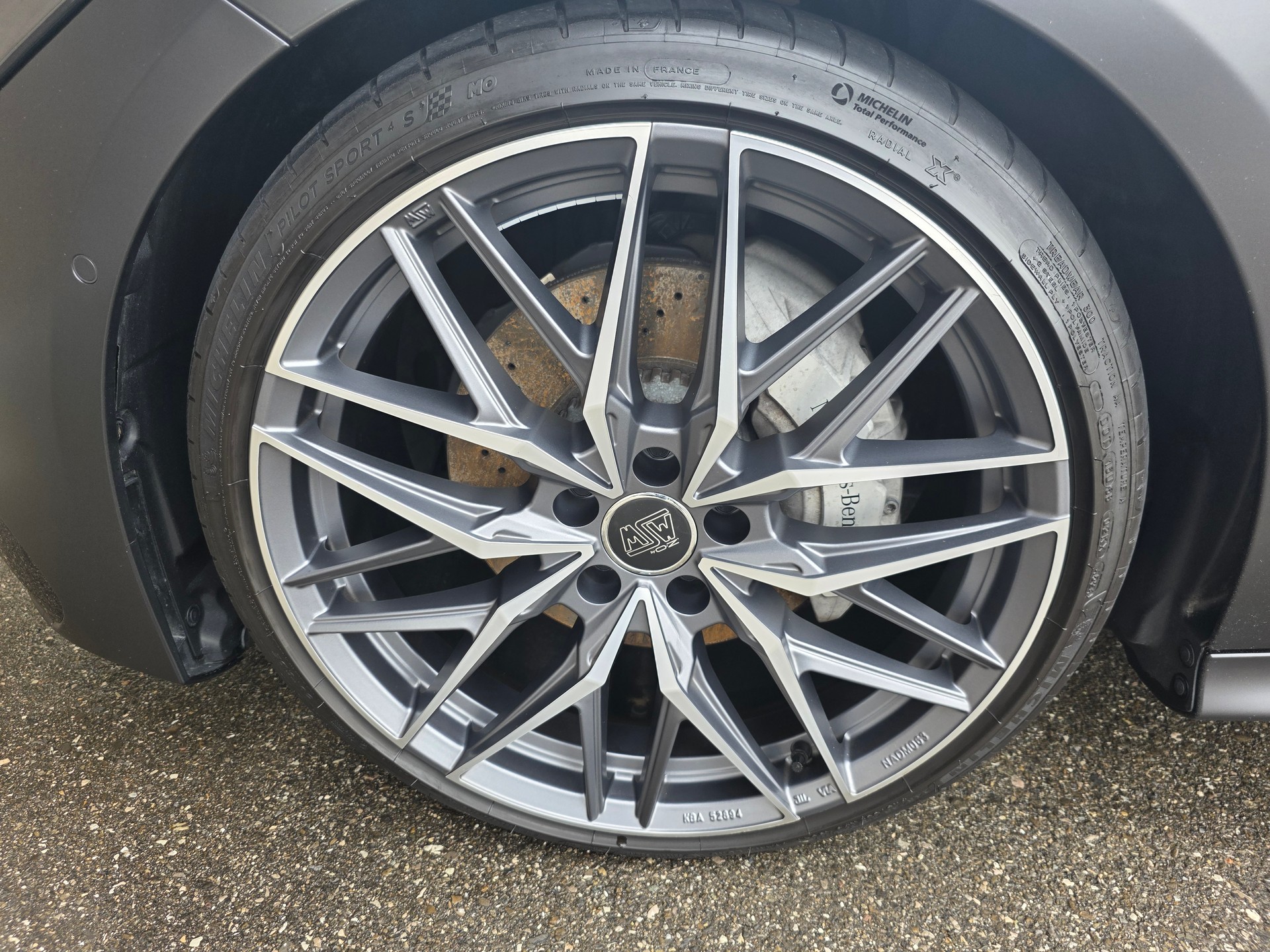 MERCEDES-BENZ CLE 300 AMG Line 4matic-image-2