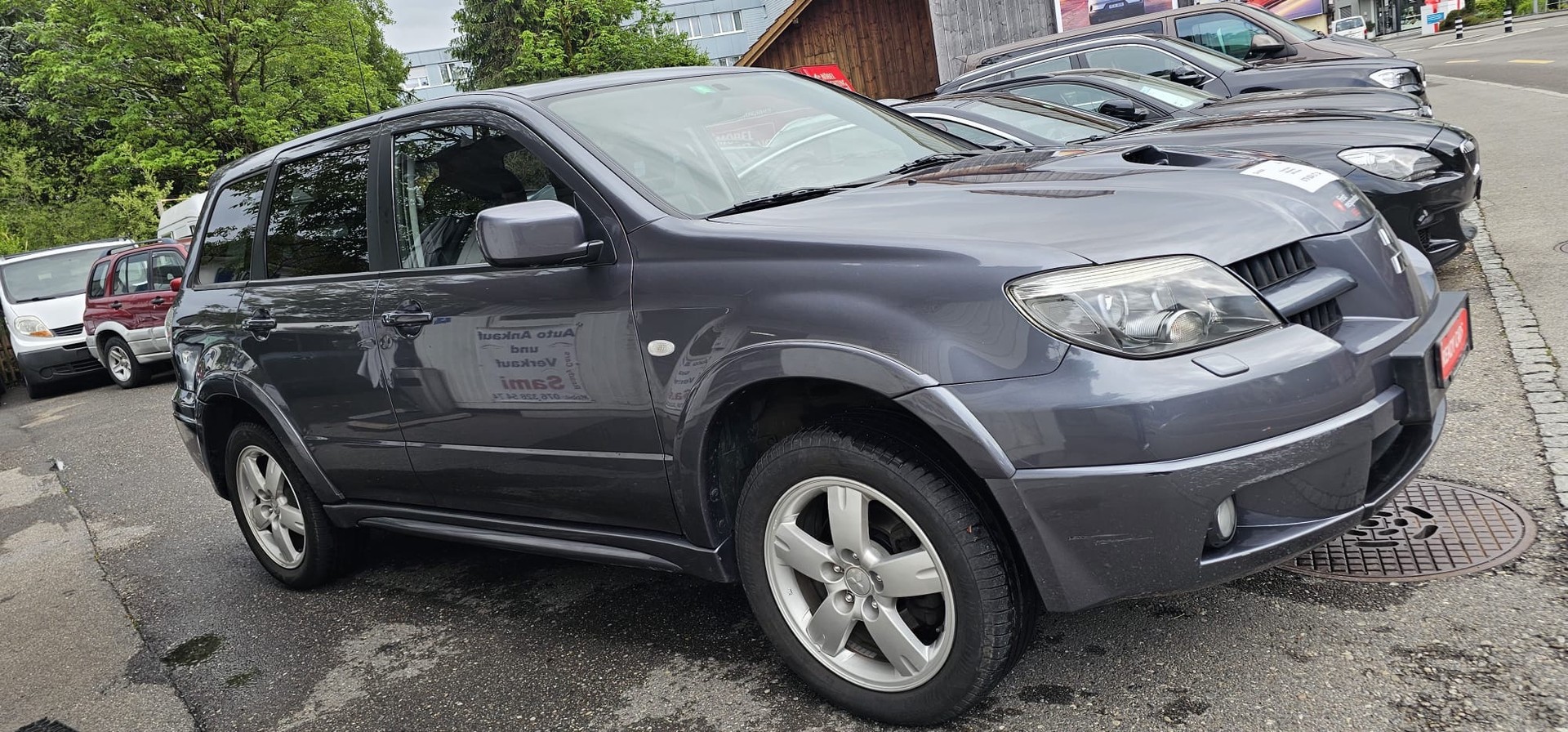 MITSUBISHI Outlander 2.0 16V Turbo-image-1