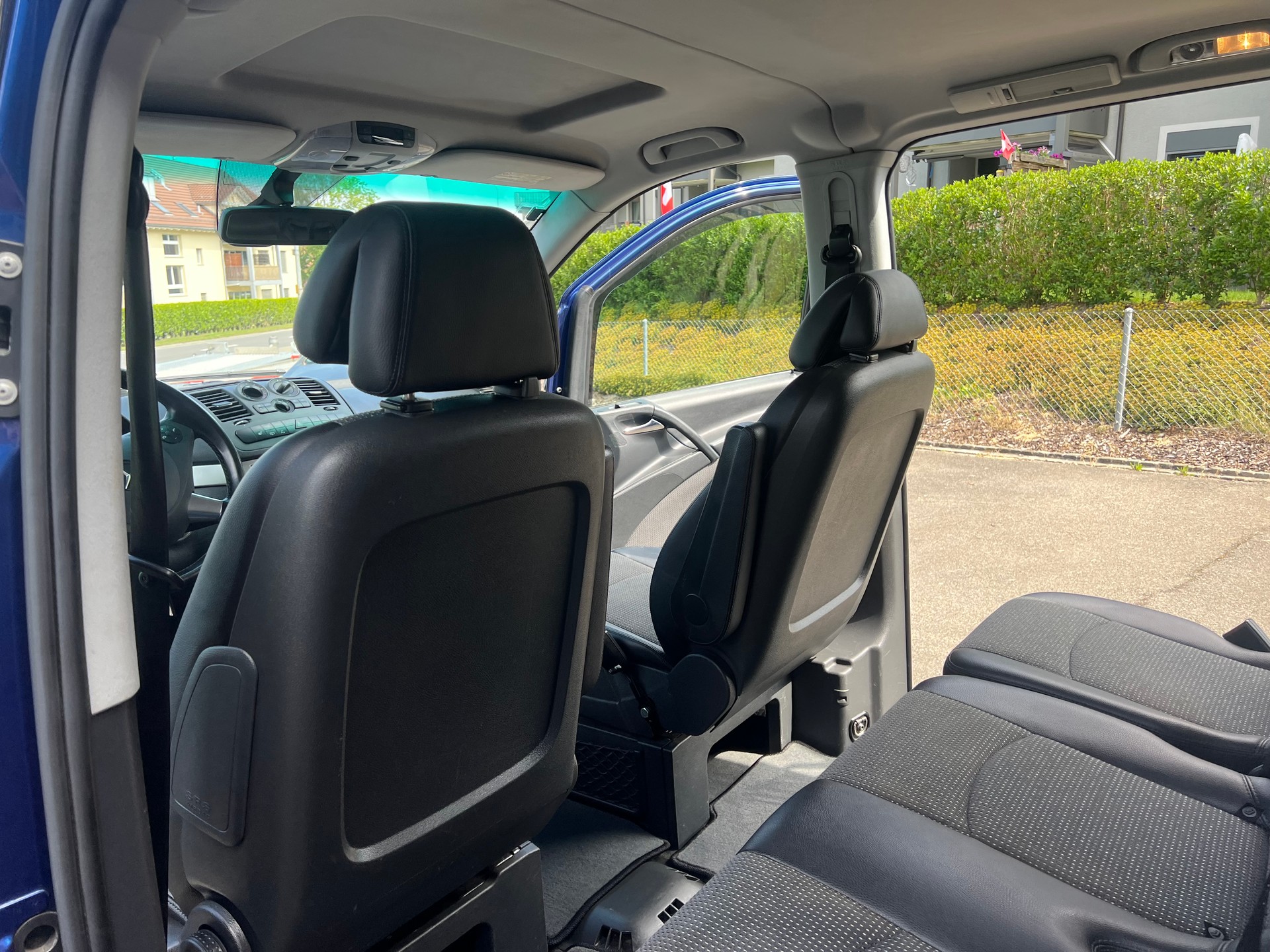 MERCEDES-BENZ Viano 2.2 CDI Blue Efficiency Ambiente L 4Matic A-image-11