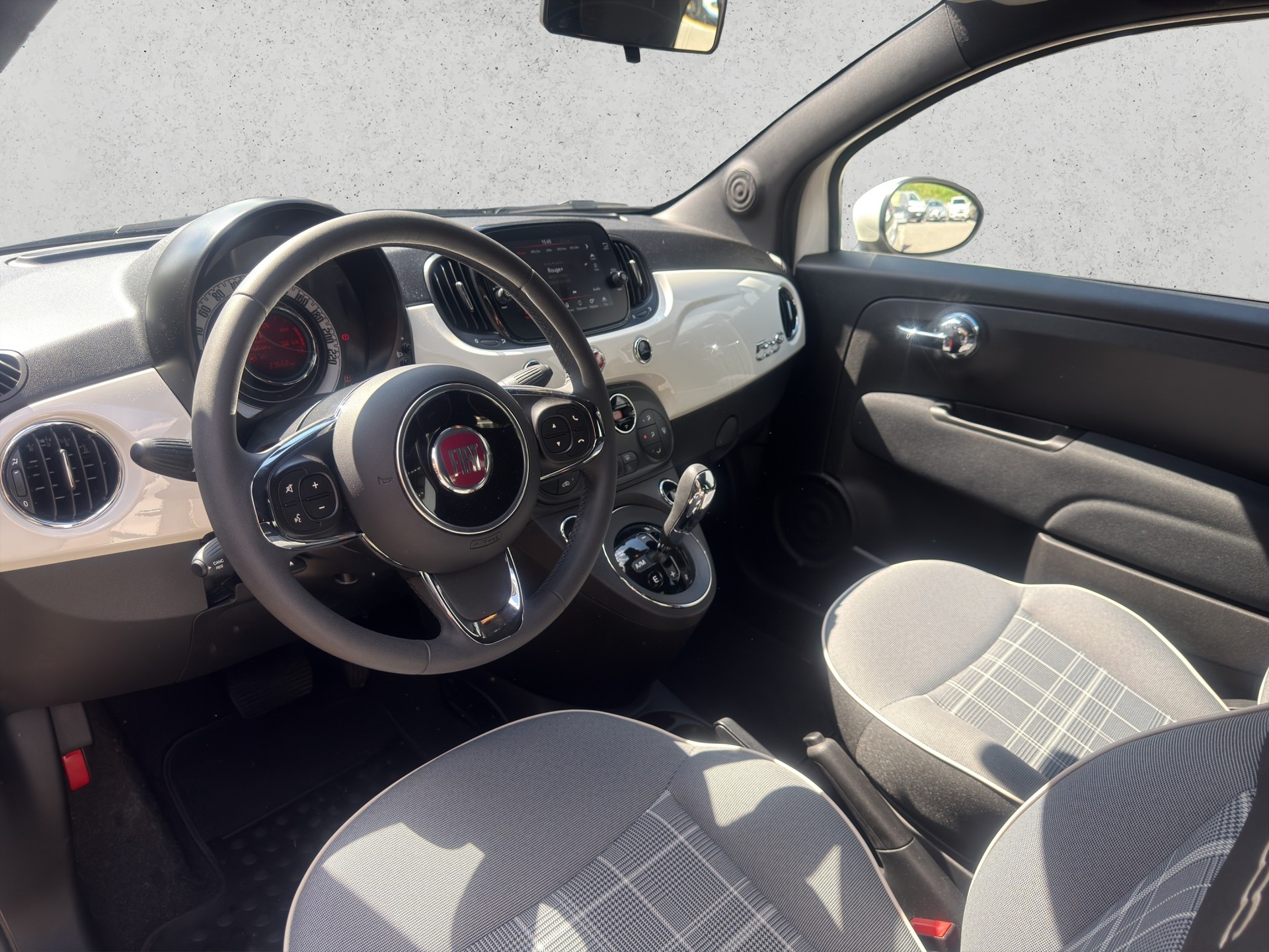 FIAT 500 C 1.2 Lounge Dual.-image-8