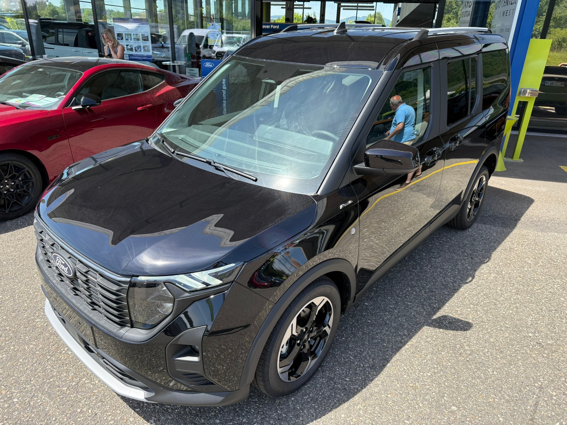 FORD Tourneo Courier 1.0 EcoBoost Active Automat-showroom-element-3