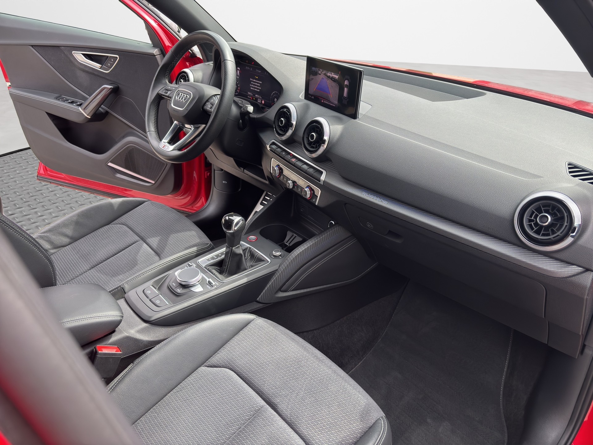 AUDI SQ2 TFSI quattro S-tronic-image-13