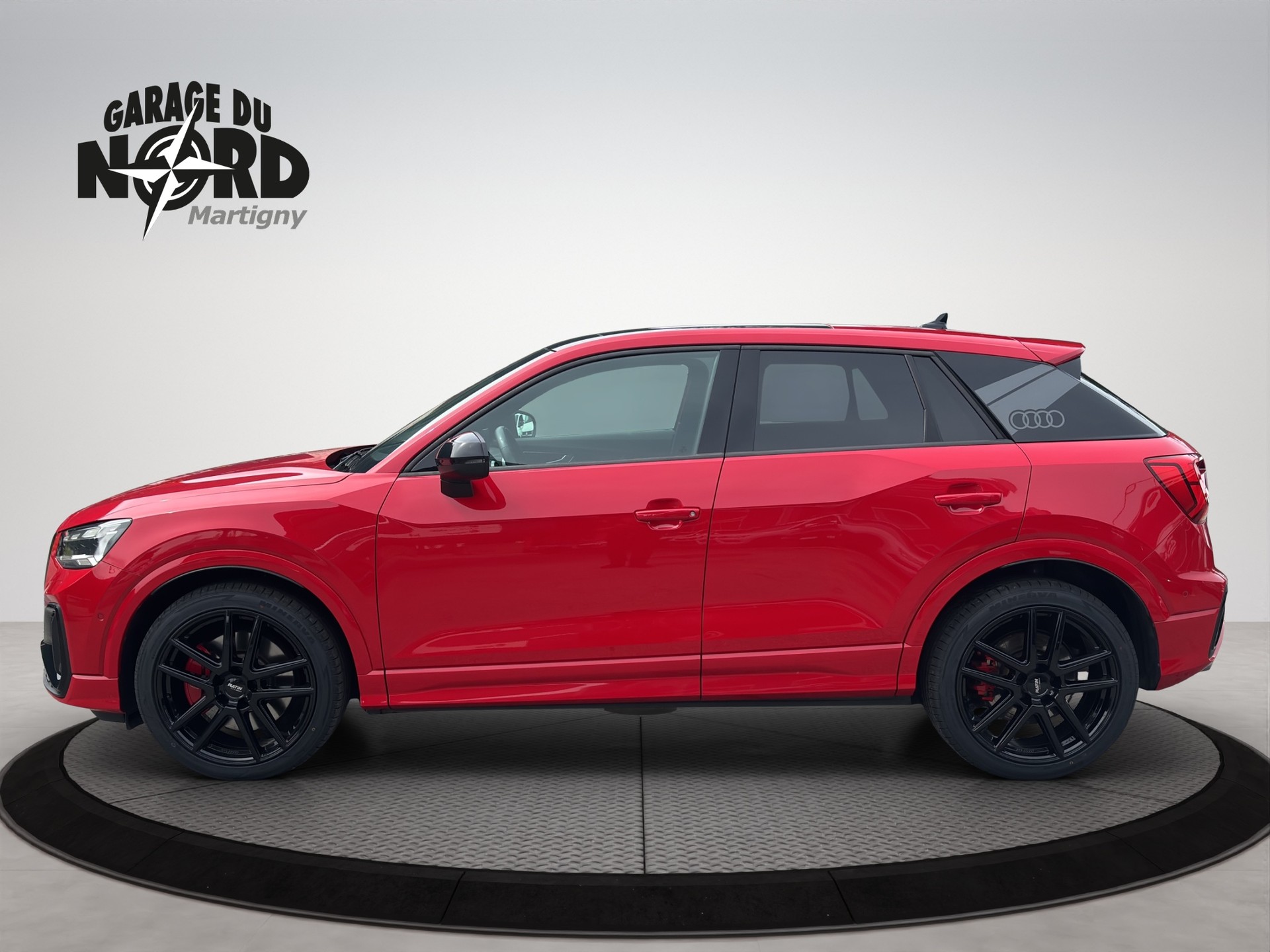 AUDI SQ2 TFSI quattro S-tronic-showroom-element-2