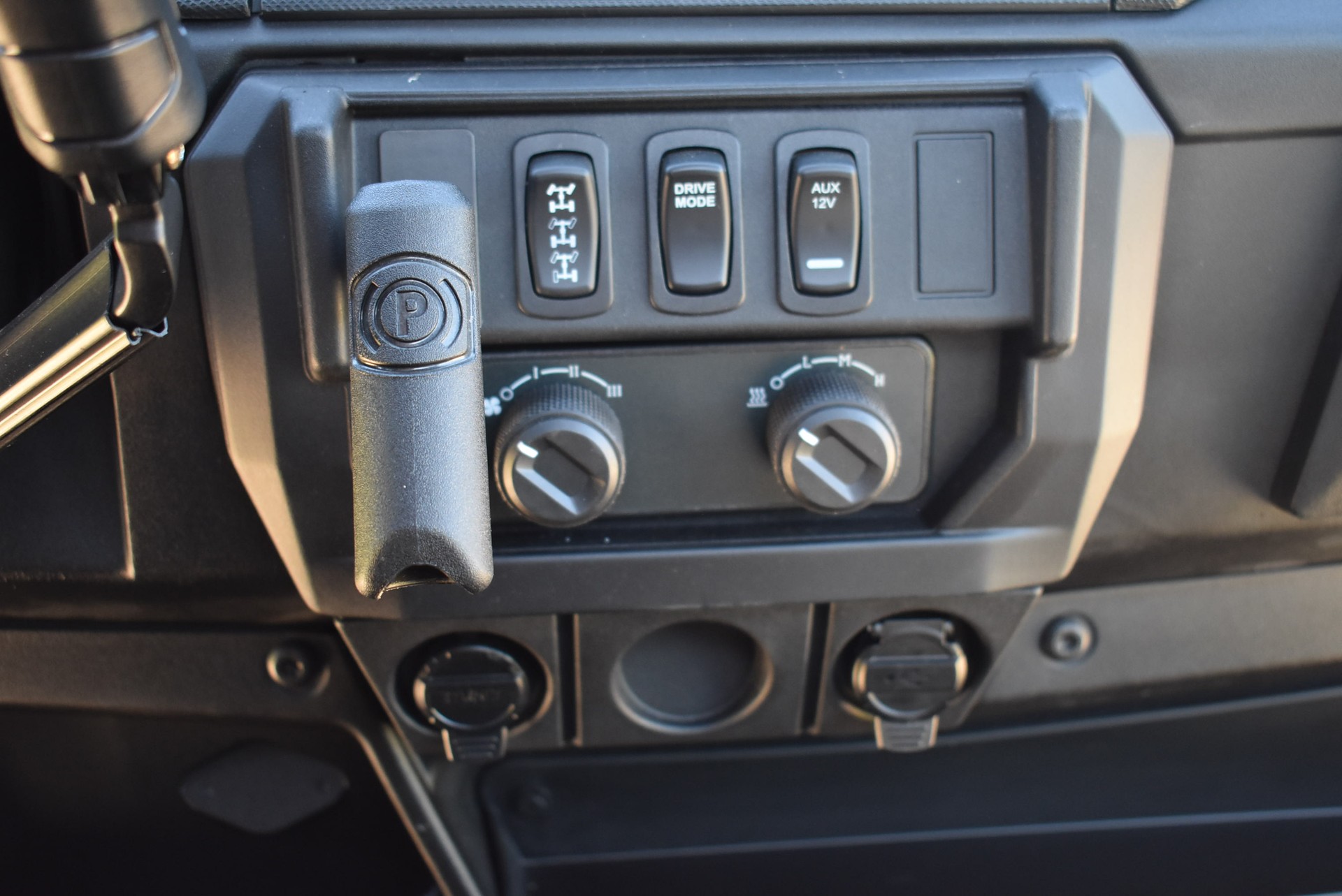 POLARIS Ranger XP Kinetic Premium-image-12