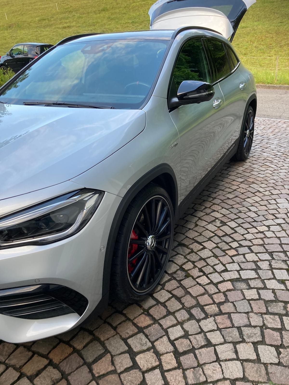MERCEDES-BENZ GLA 35 AMG 4Matic 8G-Speedshift DCT-image-13