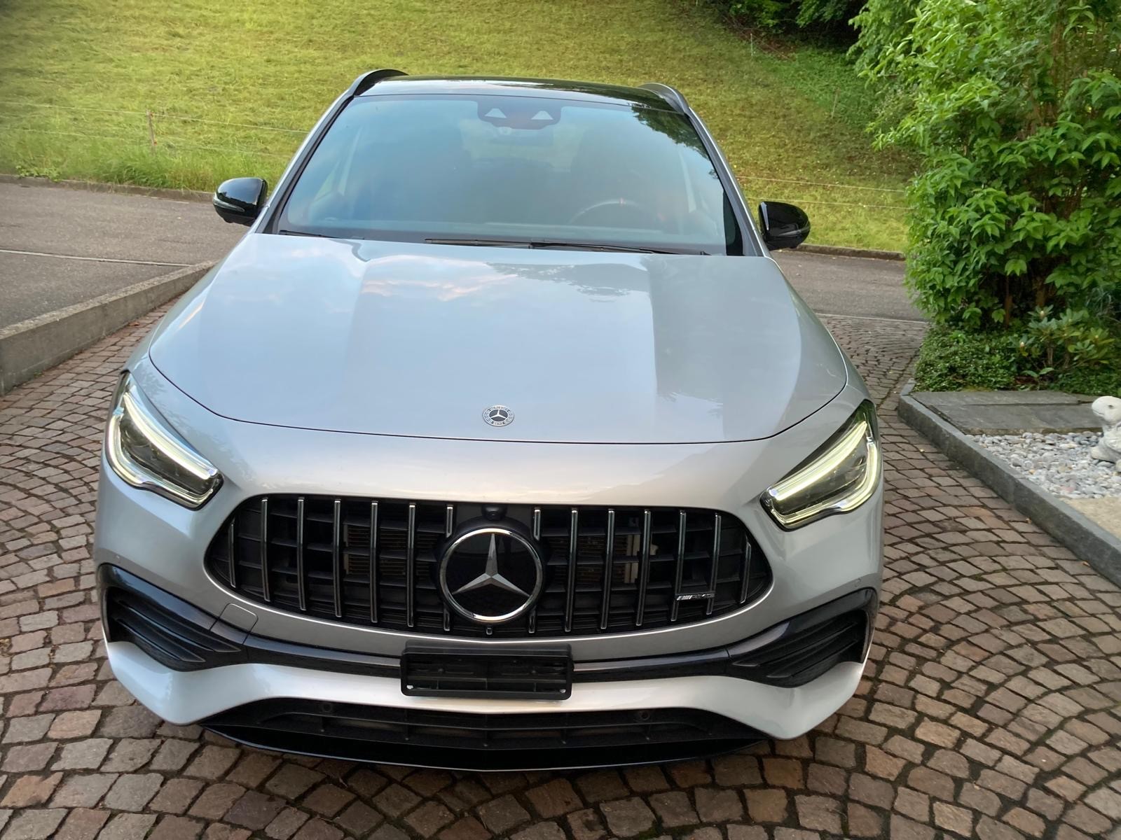 MERCEDES-BENZ GLA 35 AMG 4Matic 8G-Speedshift DCT