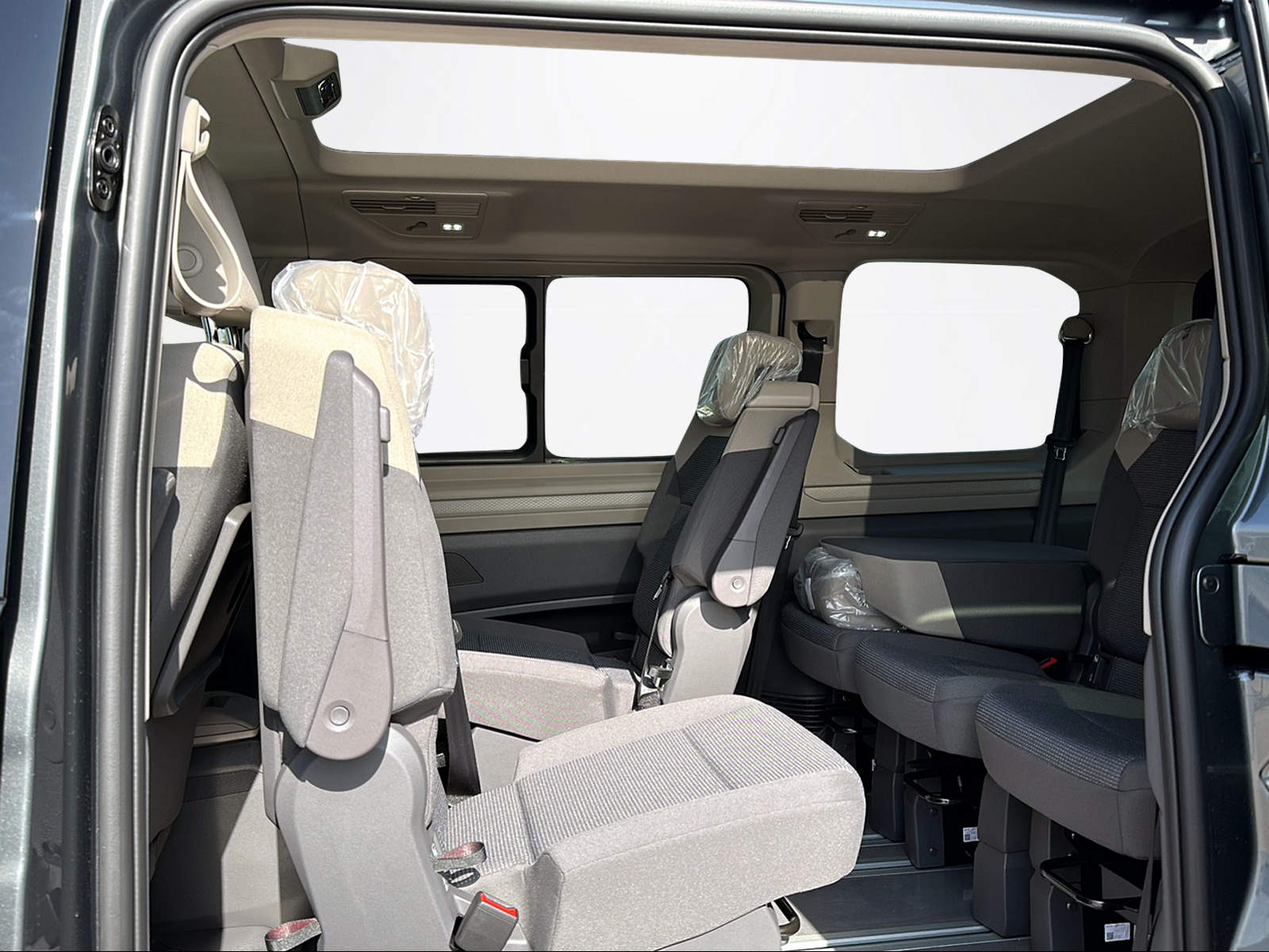 VW Multivan 1.5 eHybrid Liberty 4Motion DSG-image-8