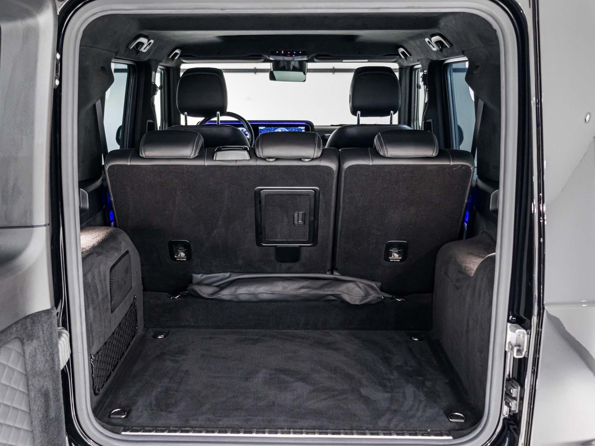 MERCEDES-BENZ G 500-image-13