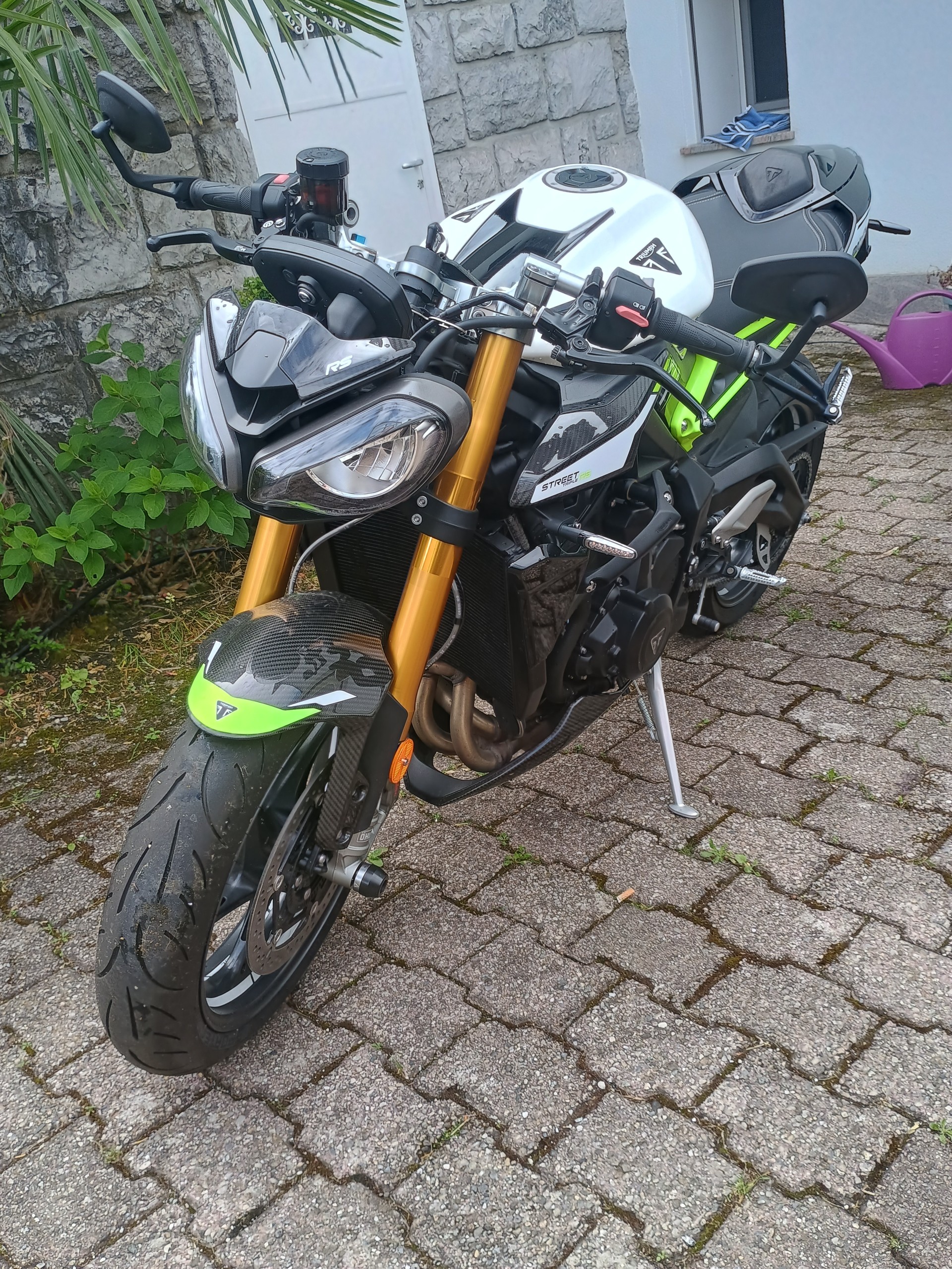 TRIUMPH Street Triple Moto2 edition (#010)-image-5