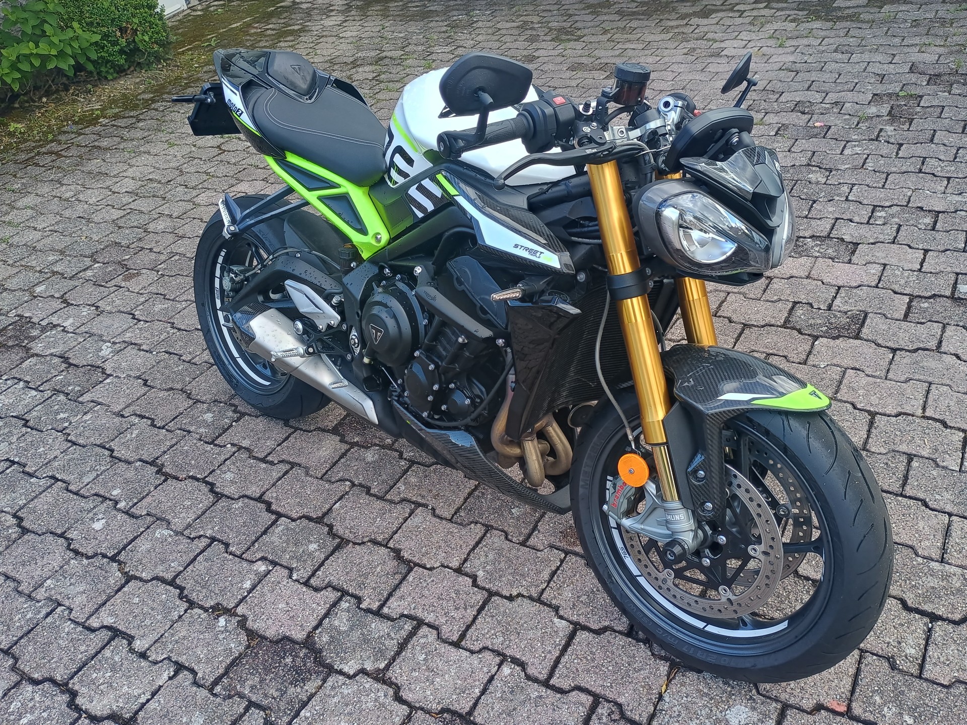 TRIUMPH Street Triple Moto2 edition (#010)-image-2