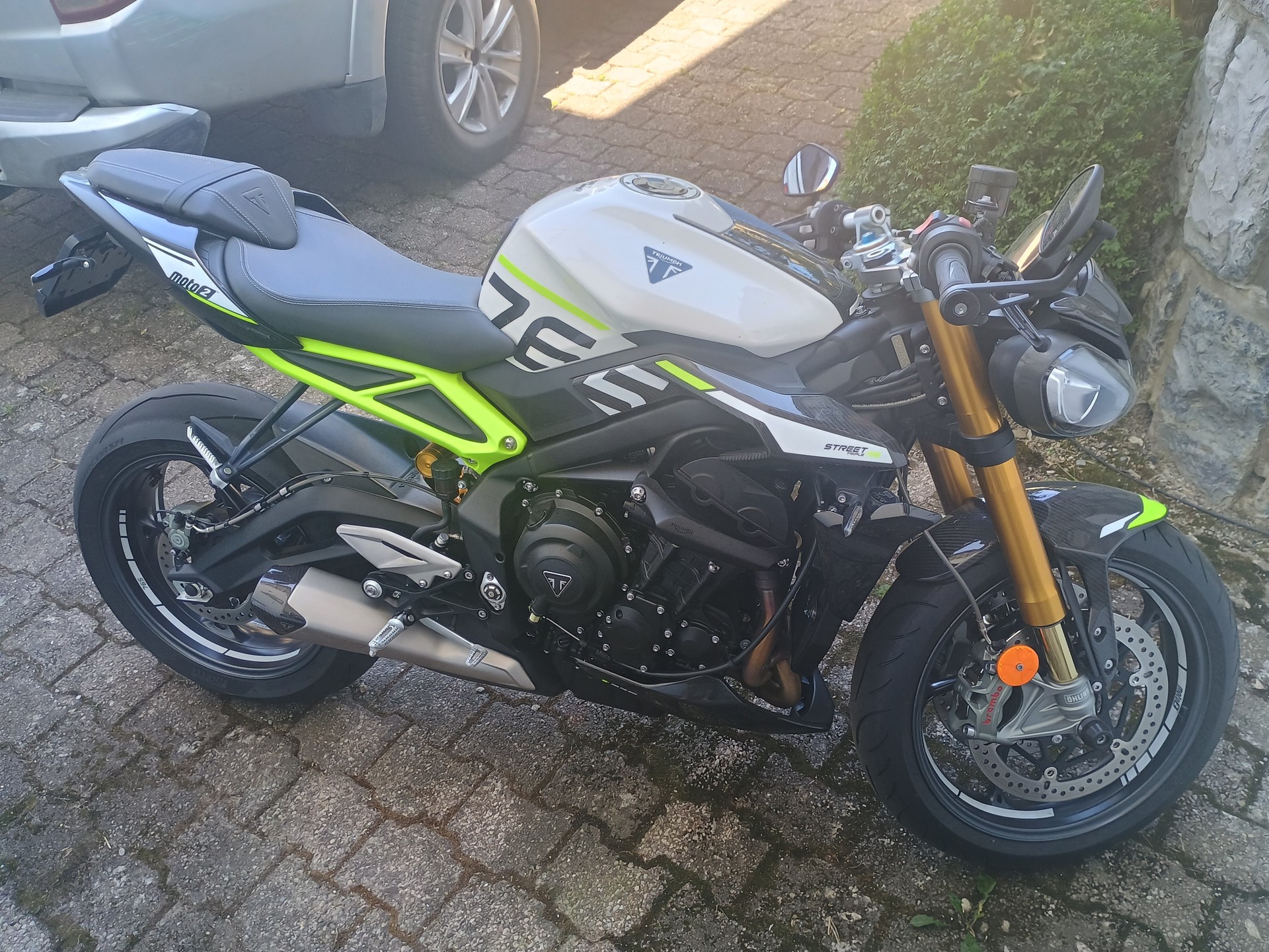 TRIUMPH Street Triple Moto2 edition (#010)