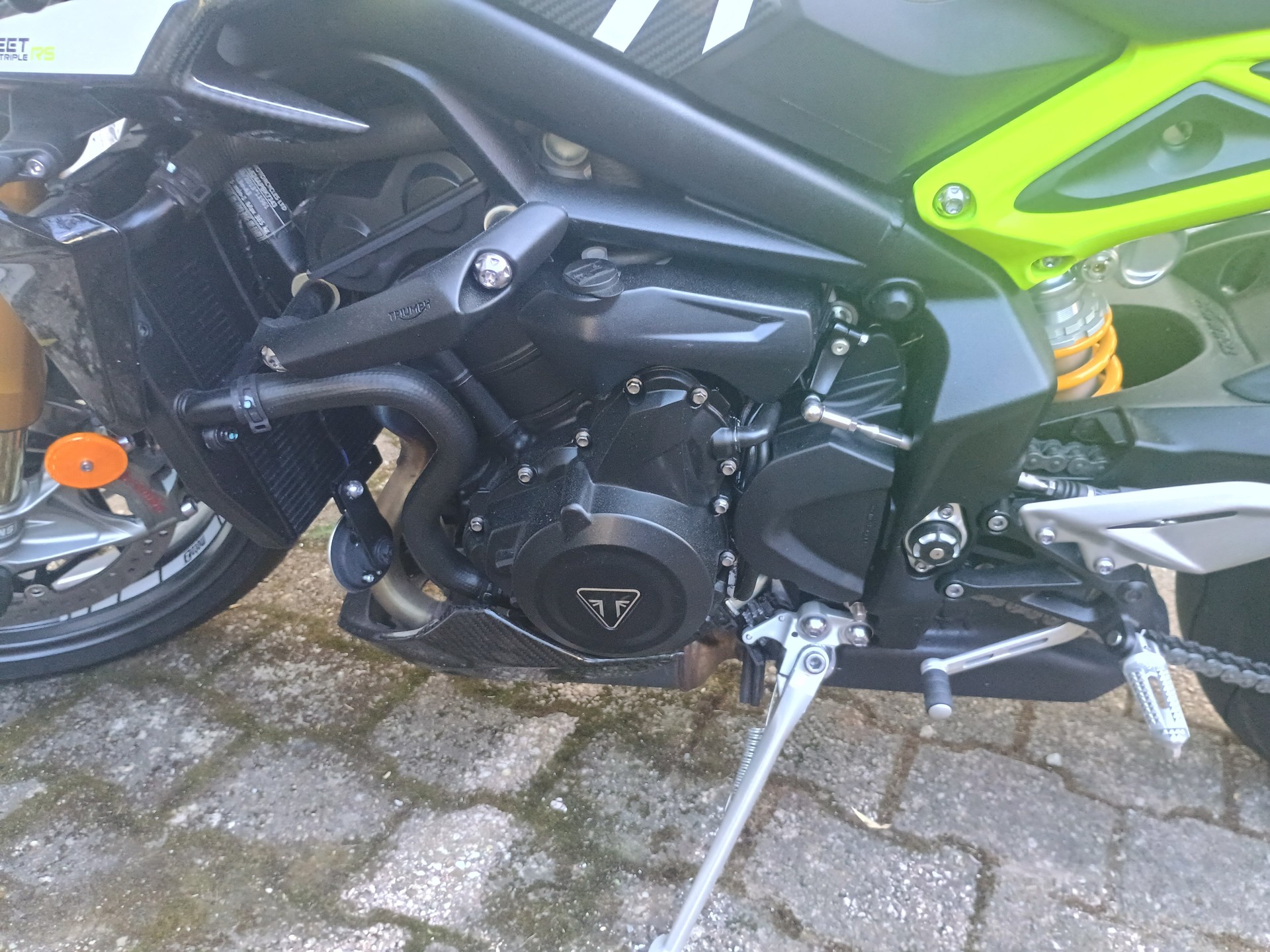 TRIUMPH Street Triple Moto2 edition (#010)-image-12